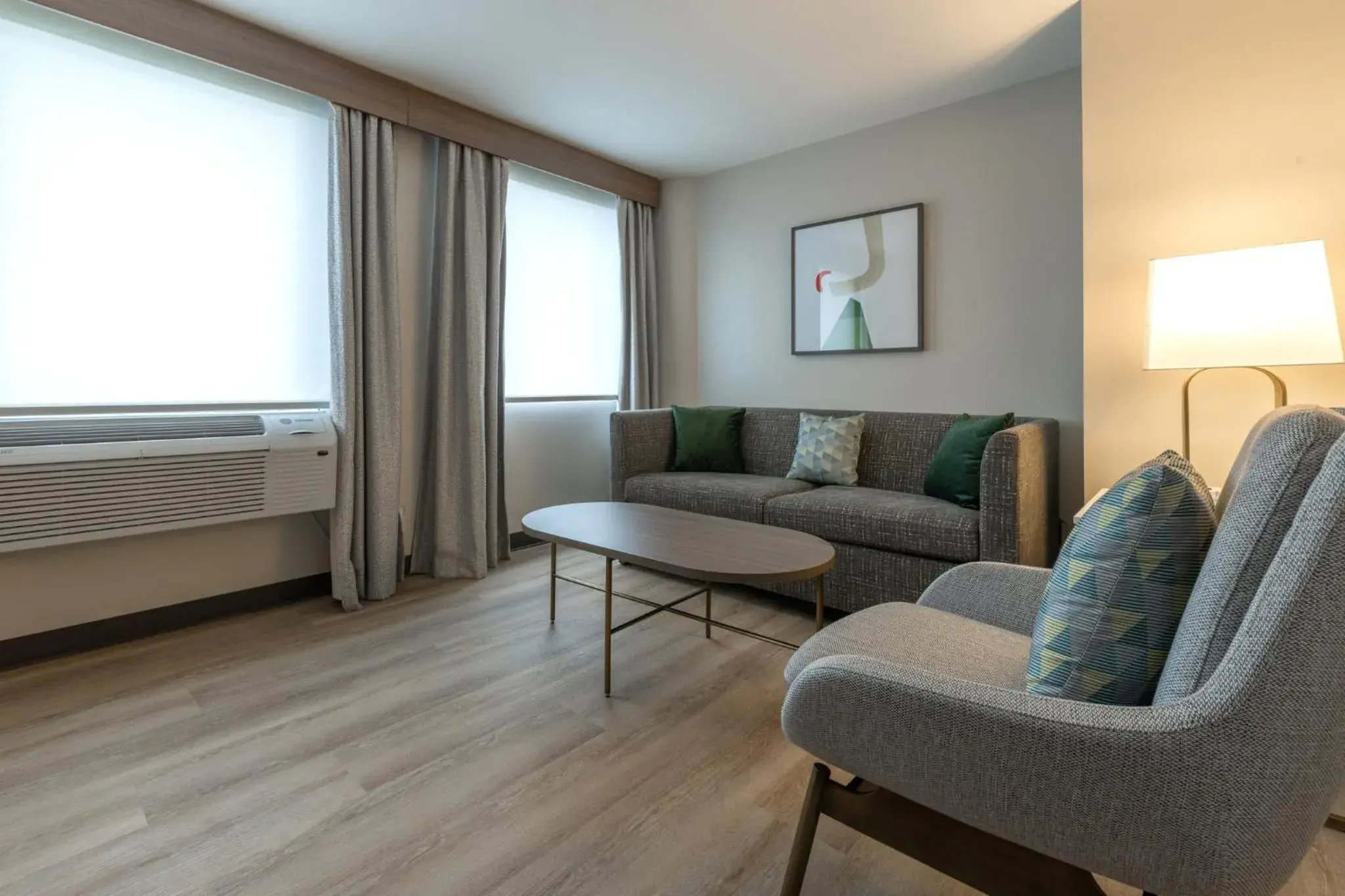 Photo of the whole room in Holiday Inn St-Jean-sur-Richelieu Congrès by IHG Photo of the whole room in Holiday Inn St-Jean-sur-Richelieu Congrès by IHG