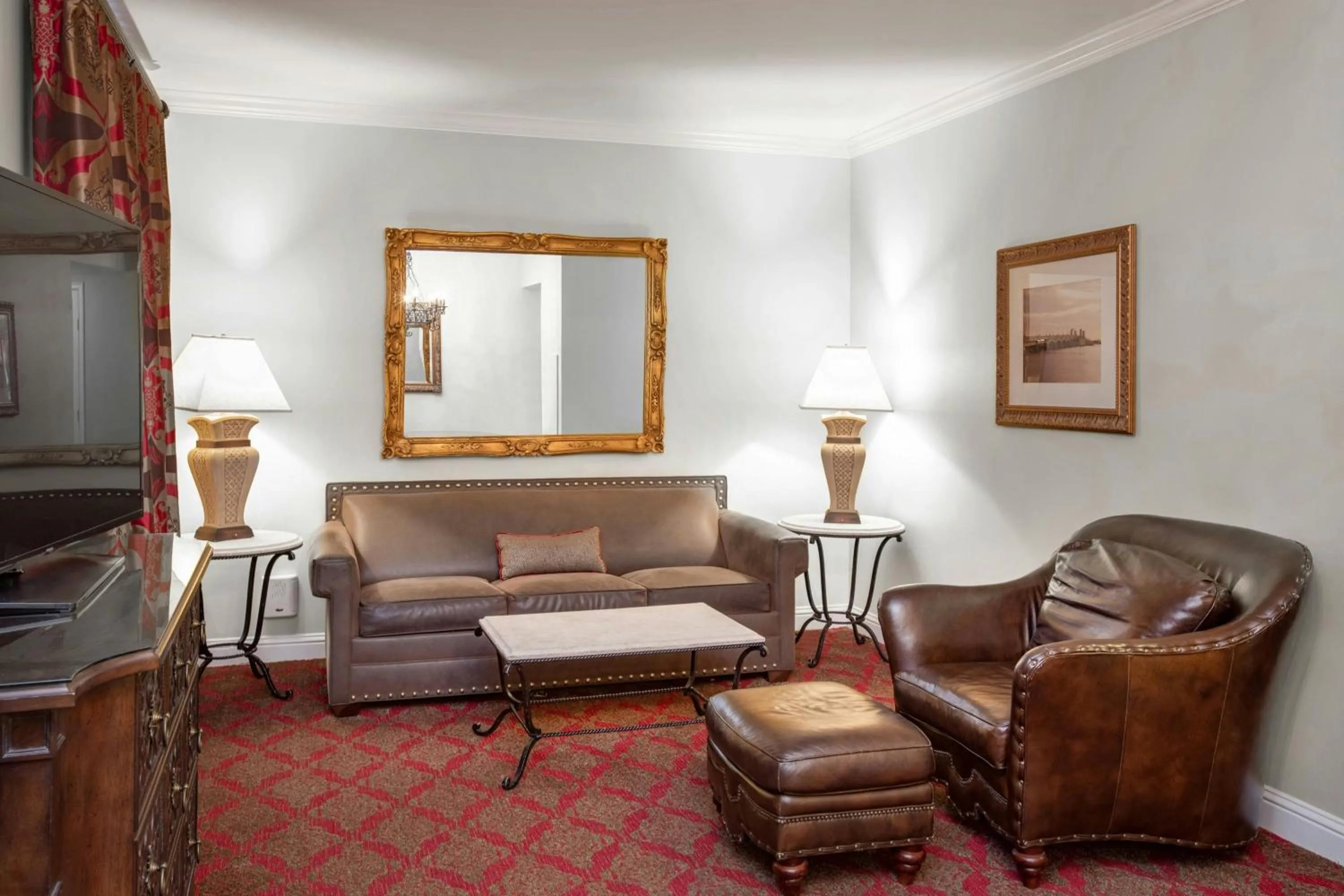 Living room in Casa Monica Resort & Spa, Autograph Collection