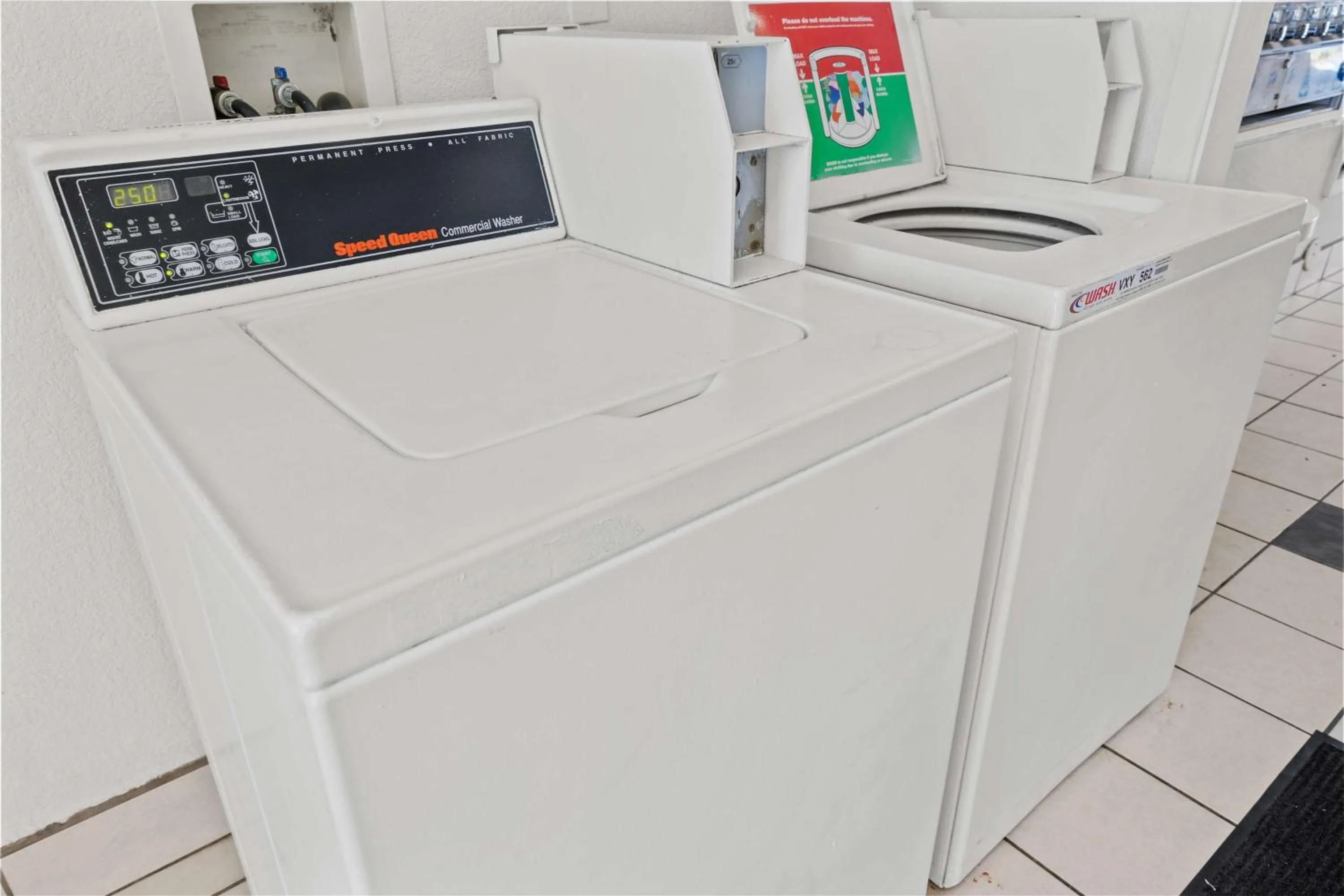 laundry in Motel 6-Ventura, CA - Beach