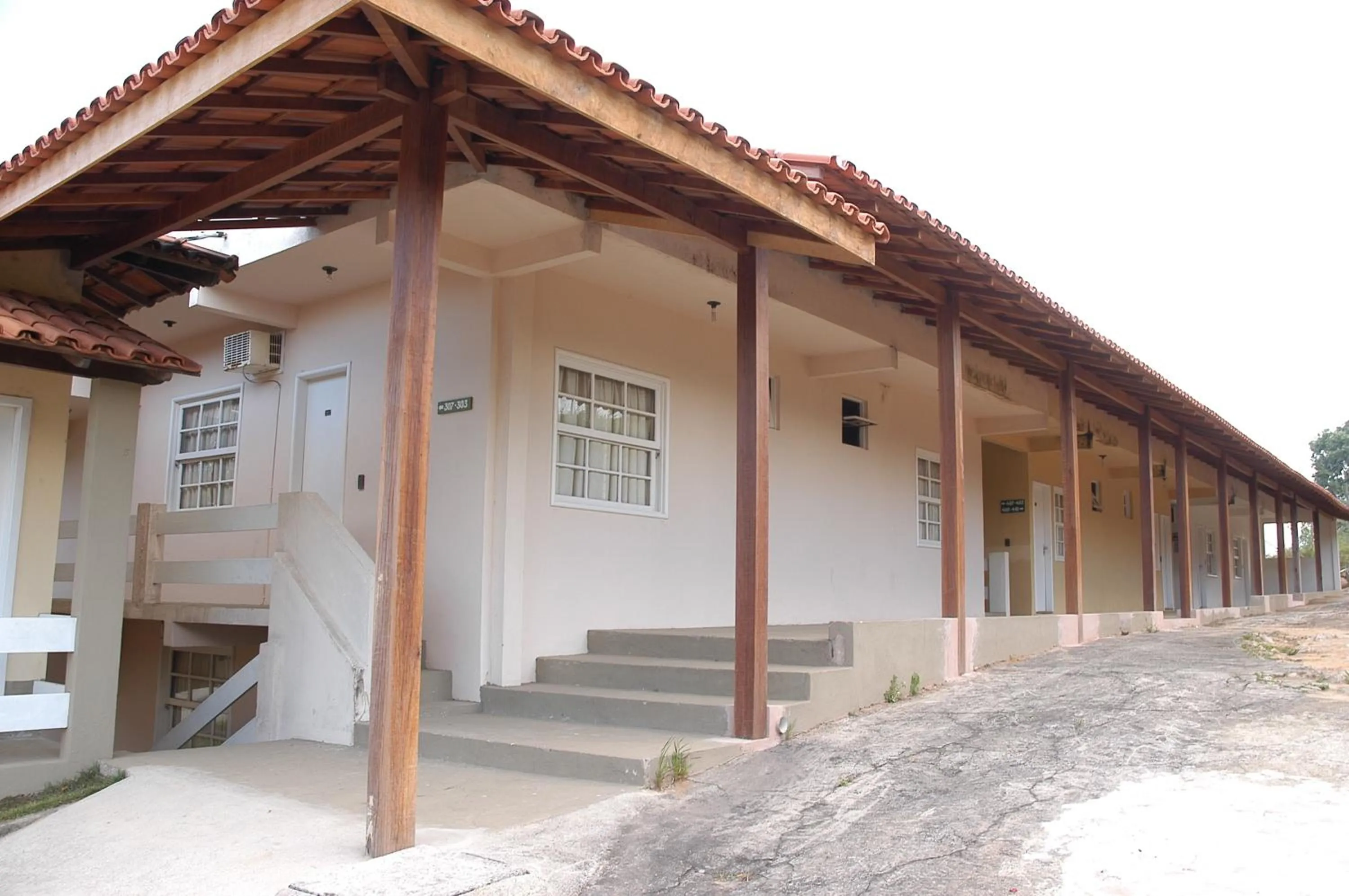 Property building in Guarapousada