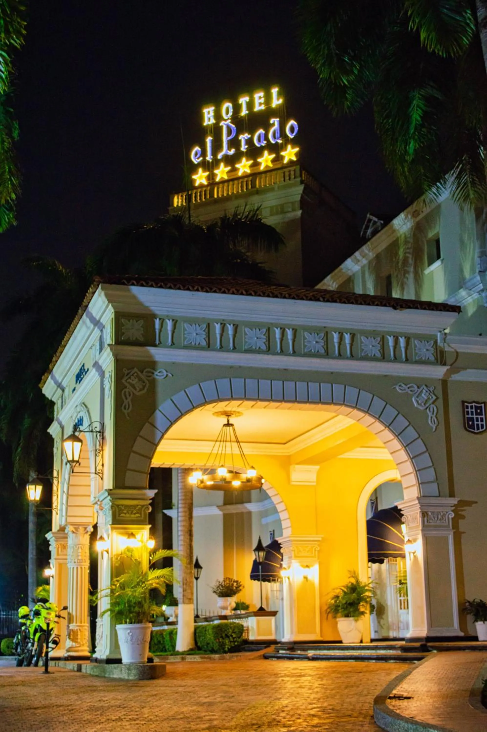 Facade/entrance in Hotel El Prado
