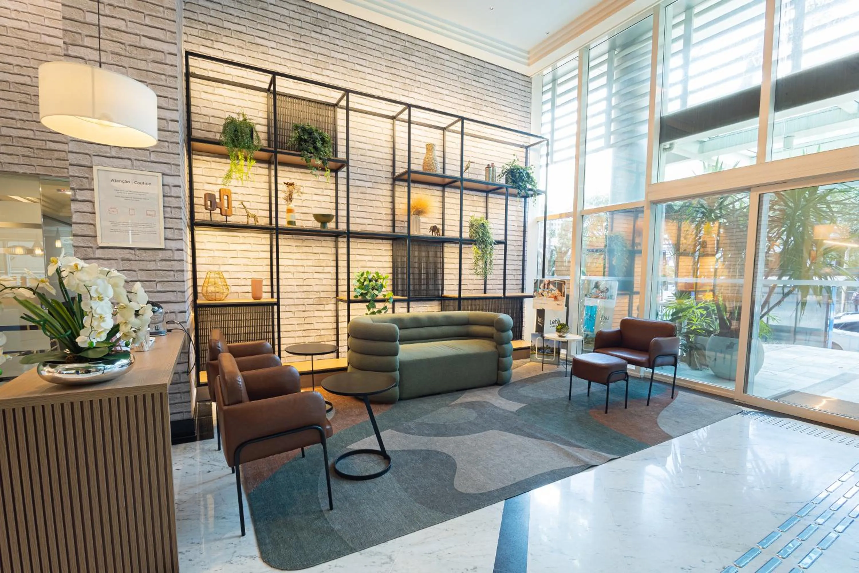 Lobby or reception in Comfort Ibirapuera