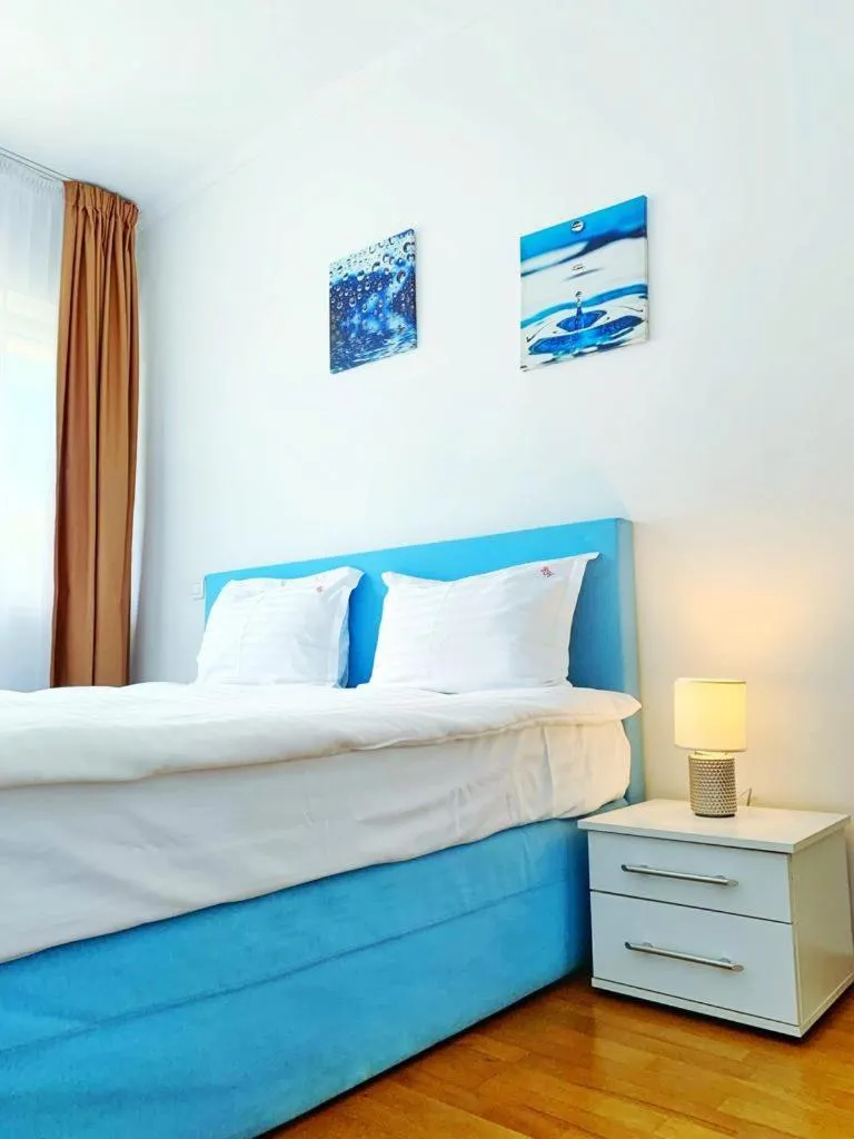 Business Apartments