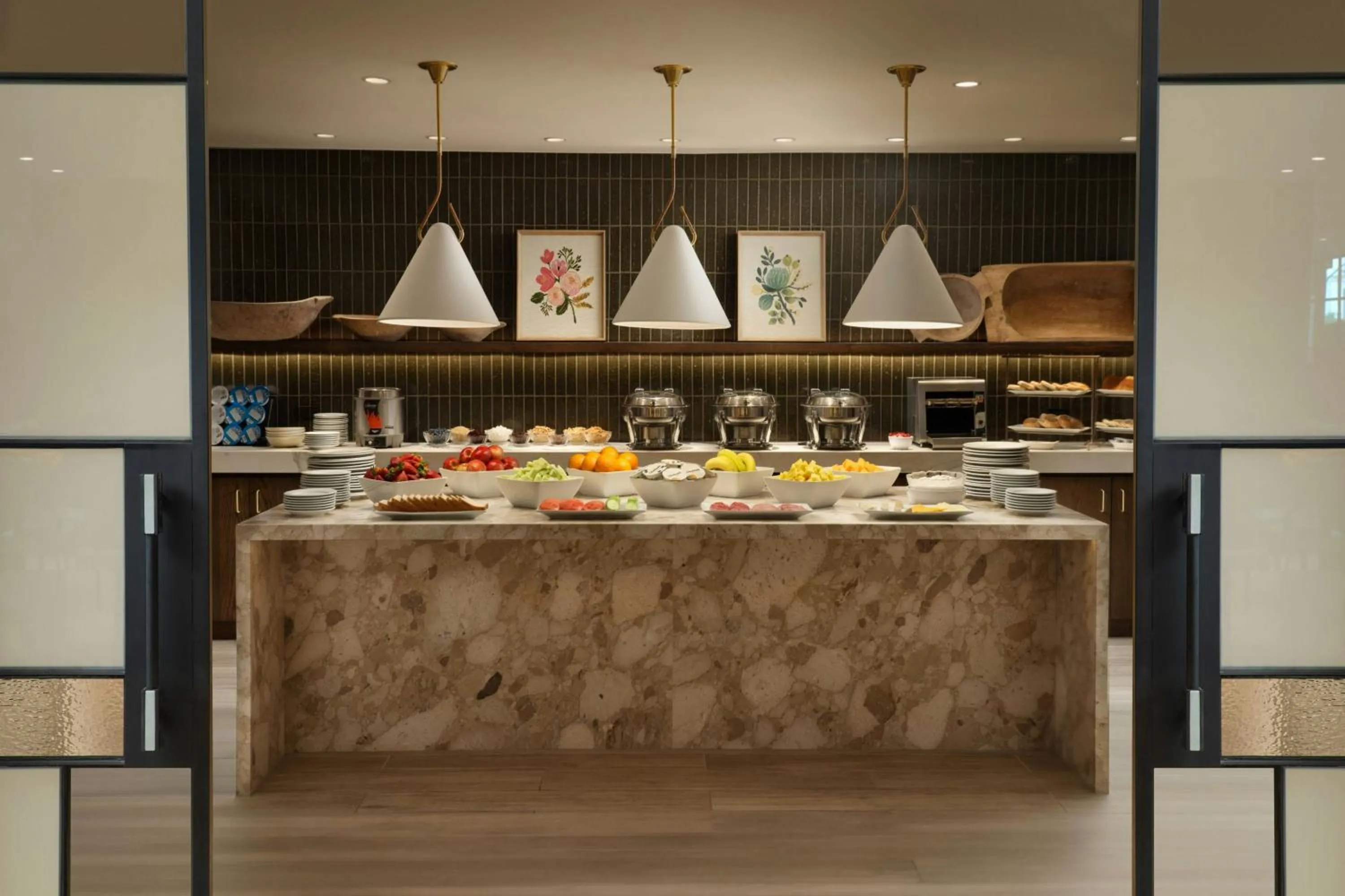 Breakfast in Courtyard by Marriott Los Angeles Pasadena Old Town