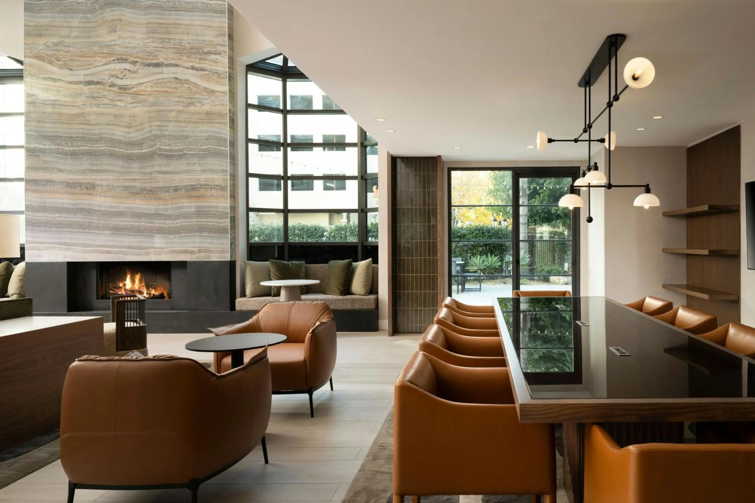 Lobby or reception in Courtyard by Marriott Los Angeles Pasadena Old Town