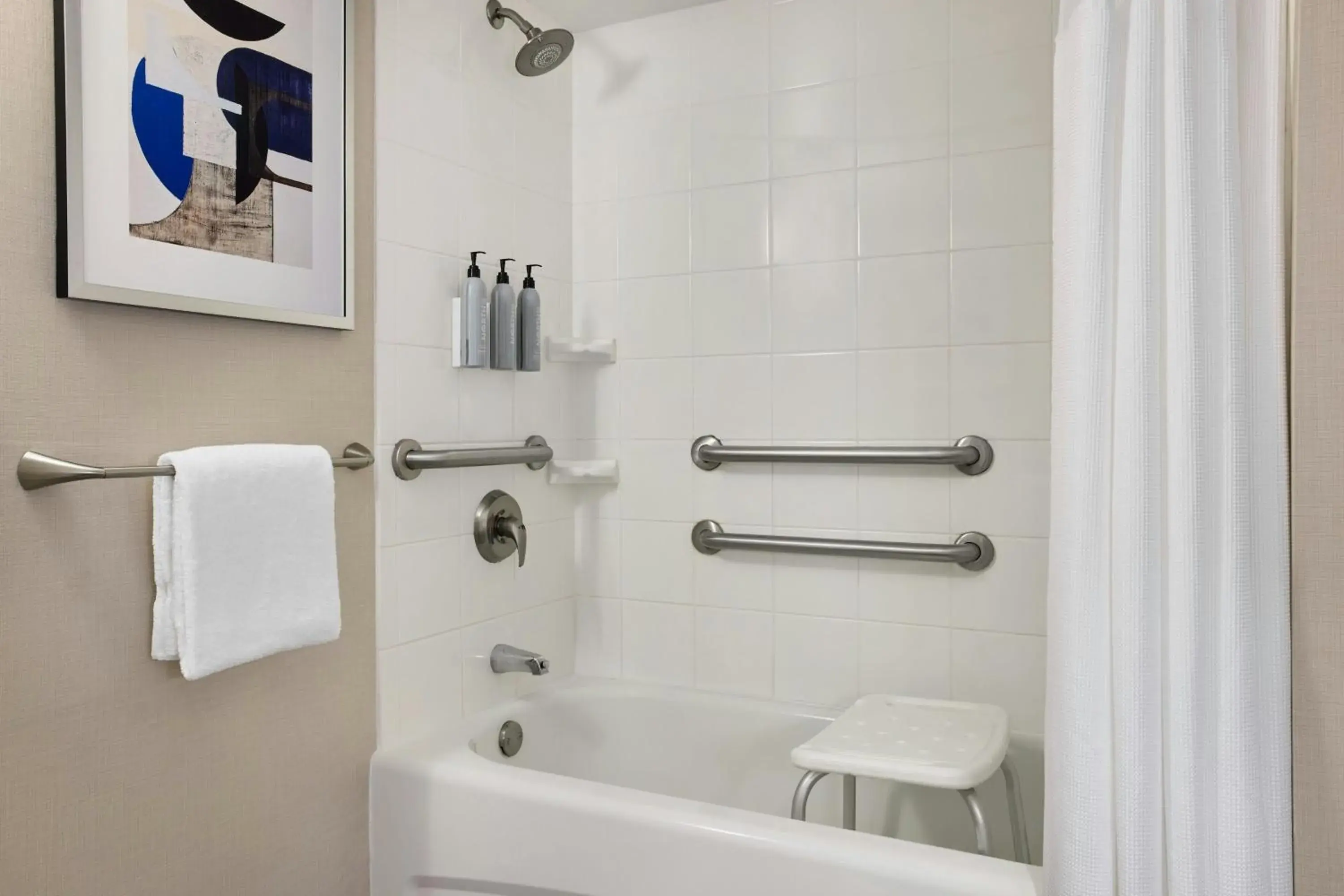 Large King Room with Sofa Bed and Adapted Tub - Mobility and Hearing Accessible in Courtyard Los Angeles Sherman Oaks Large King Room with Sofa Bed and Adapted Tub - Mobility and Hearing Accessible in Courtyard Los Angeles Sherman Oaks