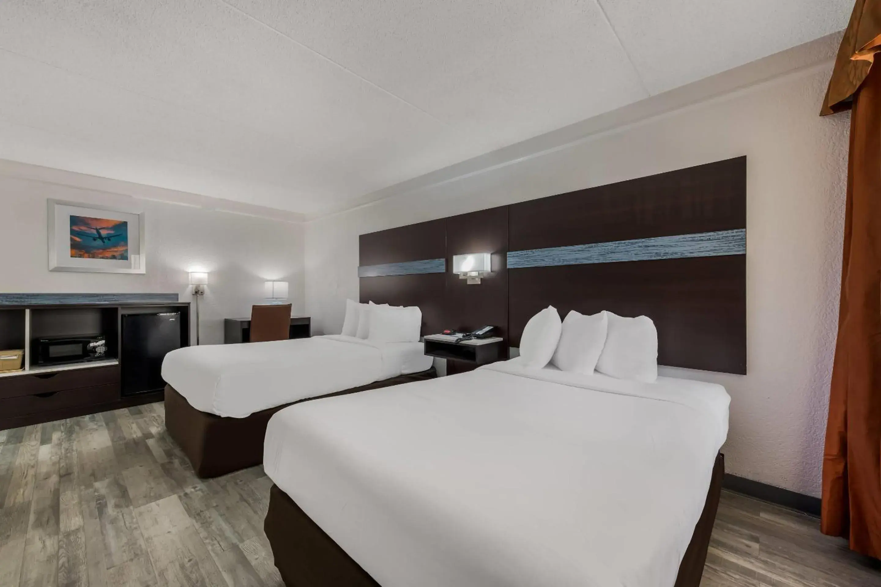 Bedroom, Bed in Quality Inn & Suites Airport Bedroom, Bed in Quality Inn & Suites Airport