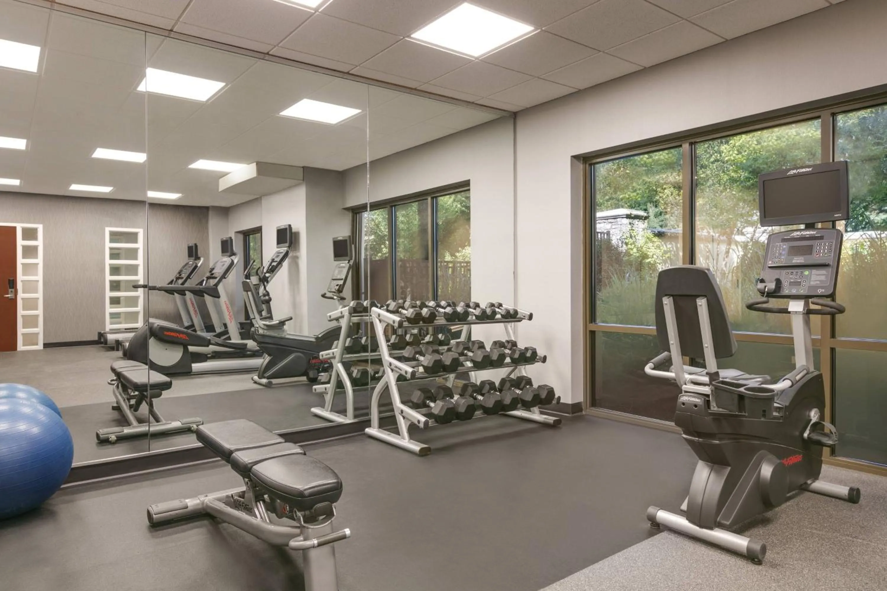 Fitness centre/facilities in Courtyard Lancaster
