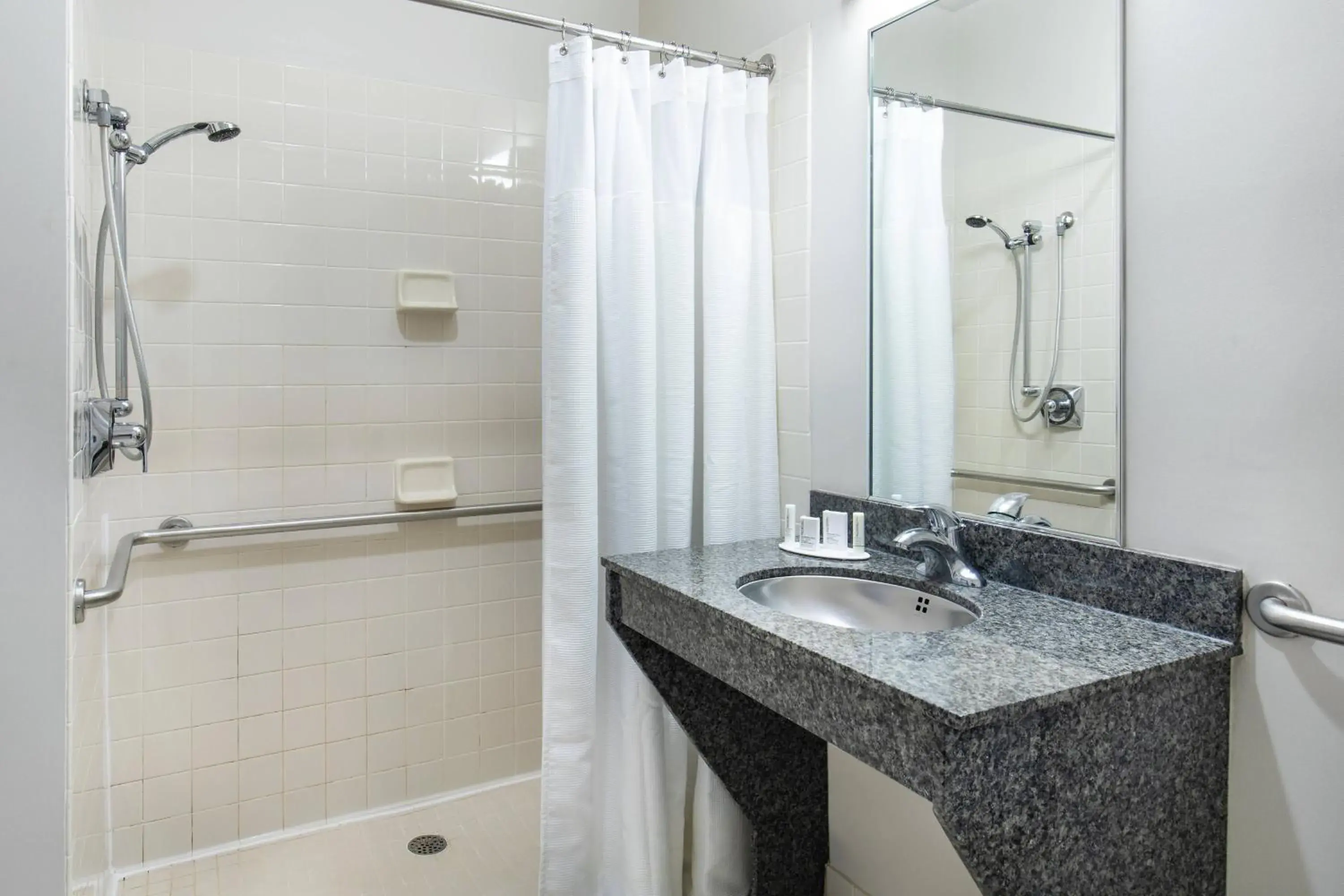 Bathroom in Fairfield Inn & Suites Lancaster Bathroom in Fairfield Inn & Suites Lancaster