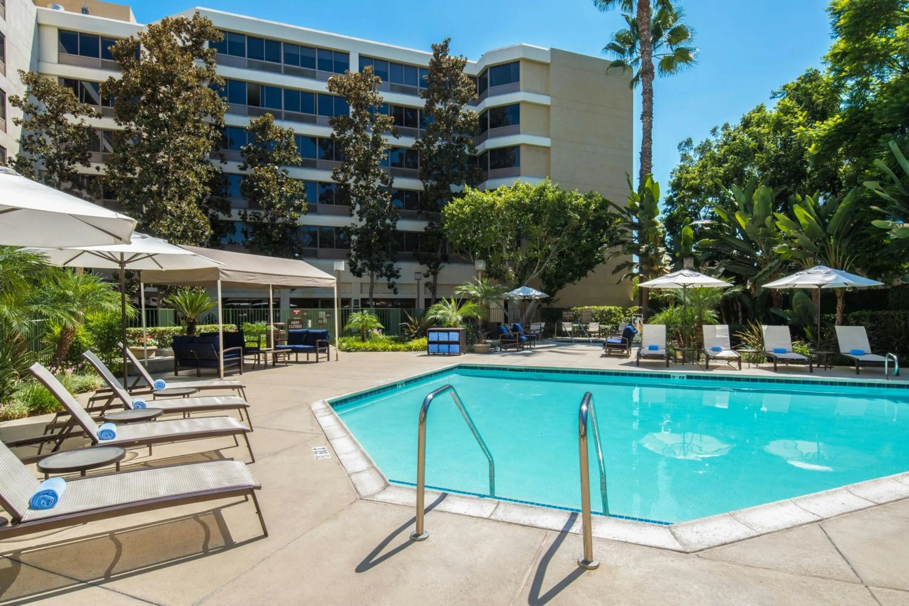 Swimming pool in Fullerton Marriott at California State University
