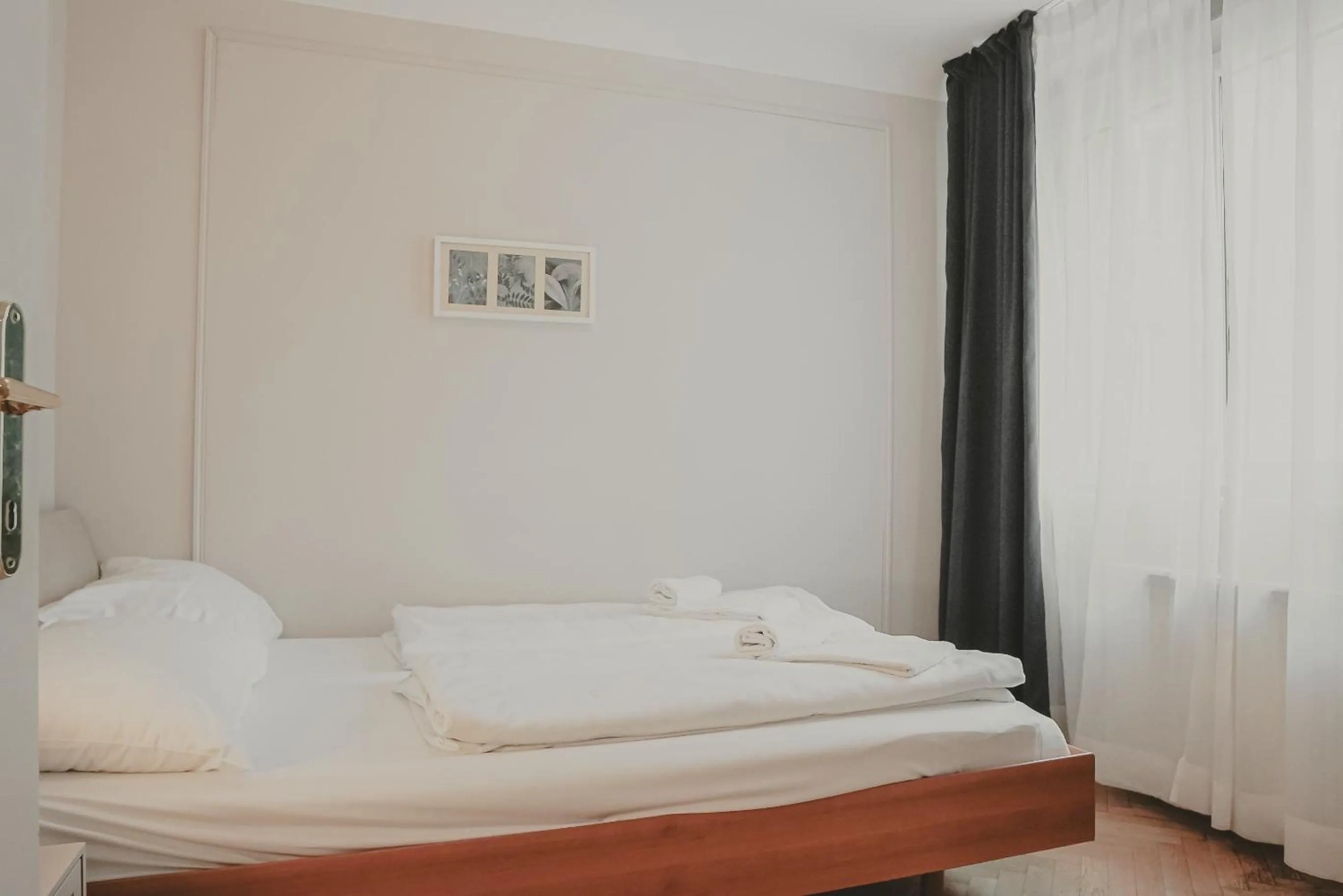 Bed in HeyMi Apartments Schwedenplatz