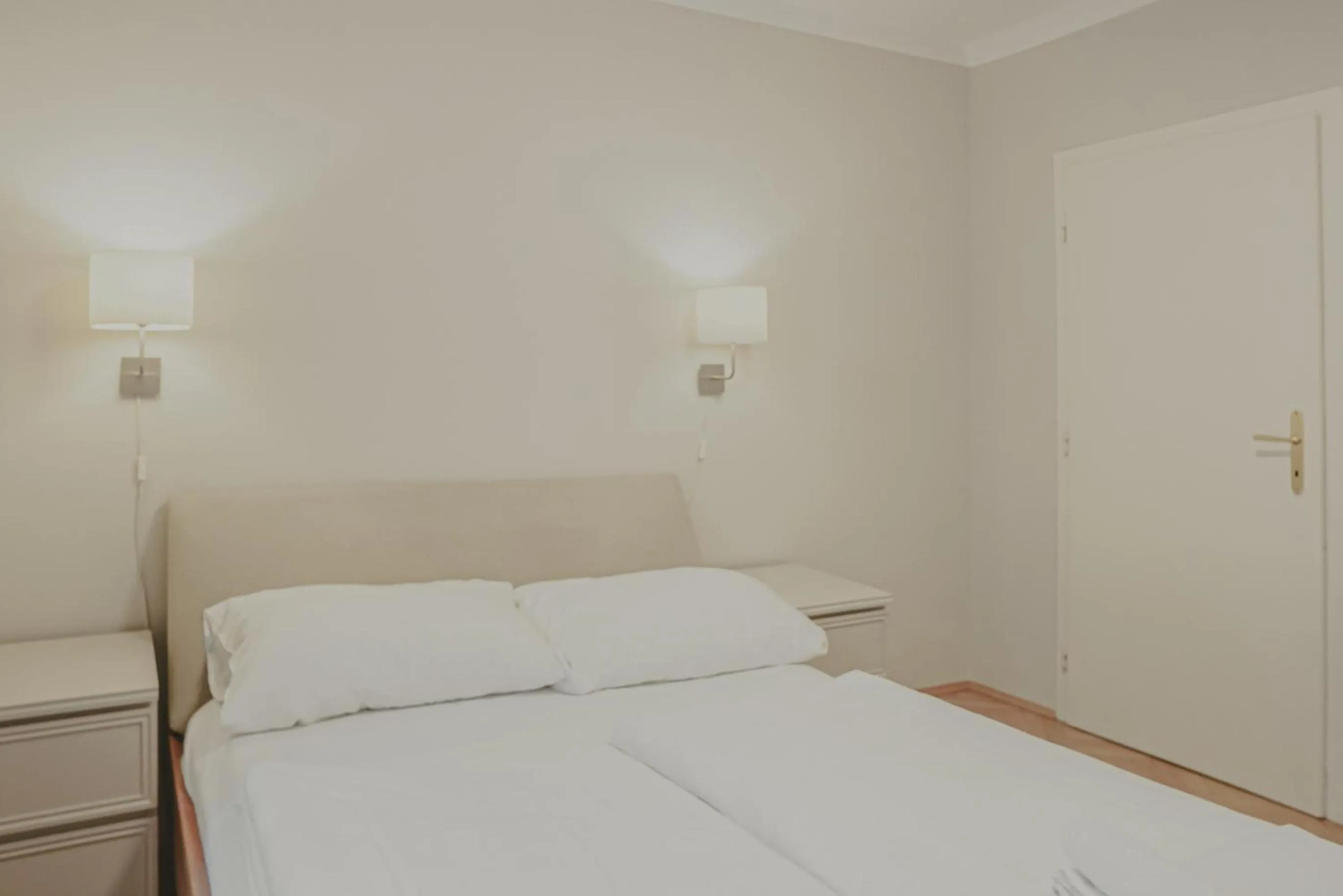 Bed in HeyMi Apartments Schwedenplatz