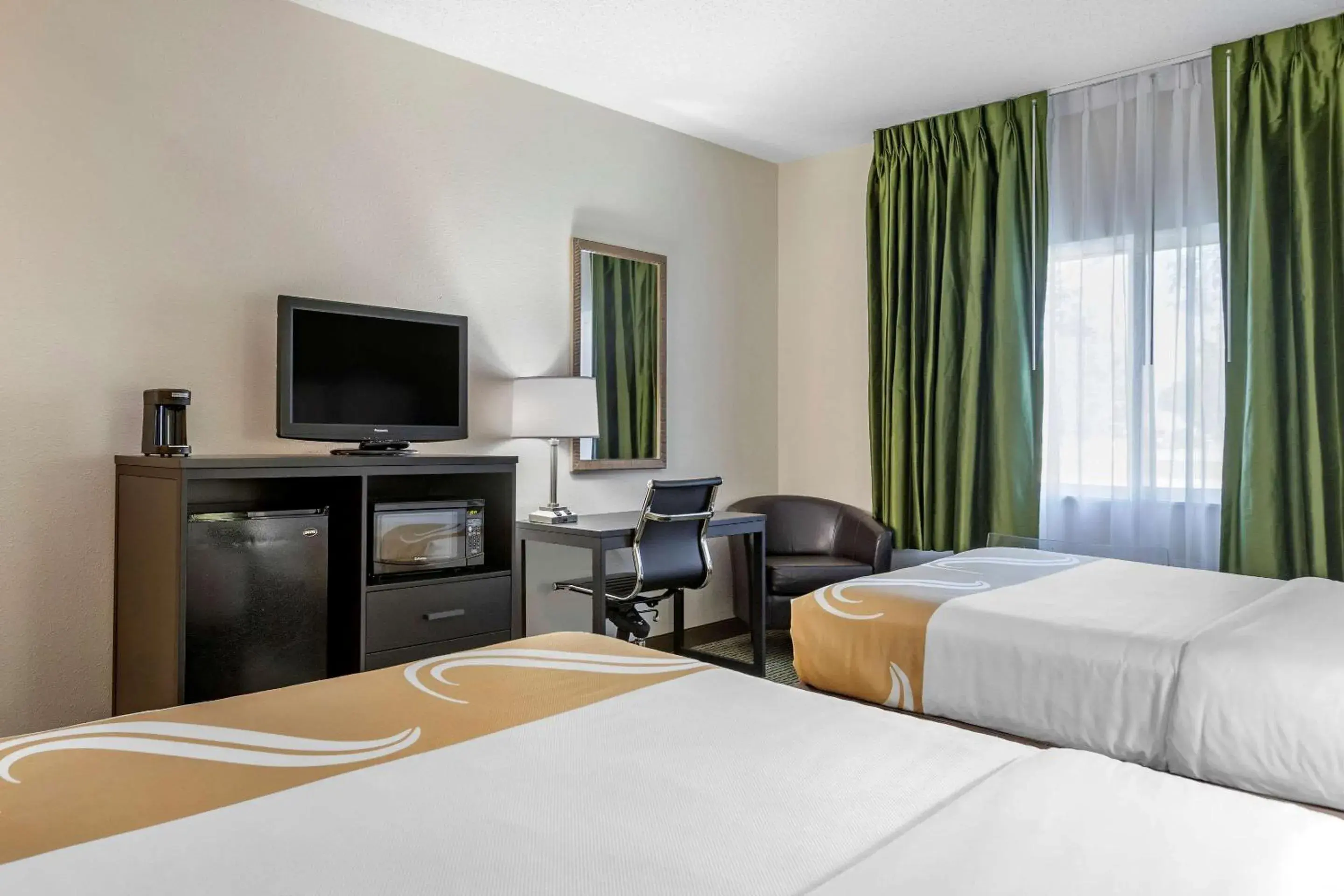 Photo of the whole room, Bed in Quality Inn & Suites Photo of the whole room, Bed in Quality Inn & Suites