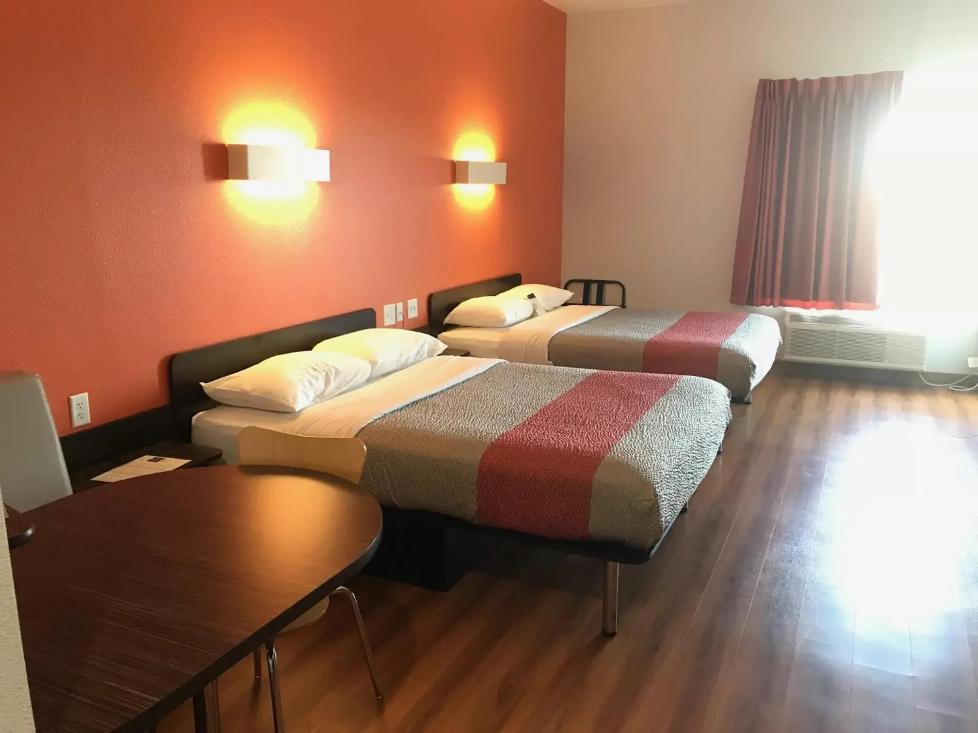 Bed in Motel 6-Midland, TX Bed in Motel 6-Midland, TX