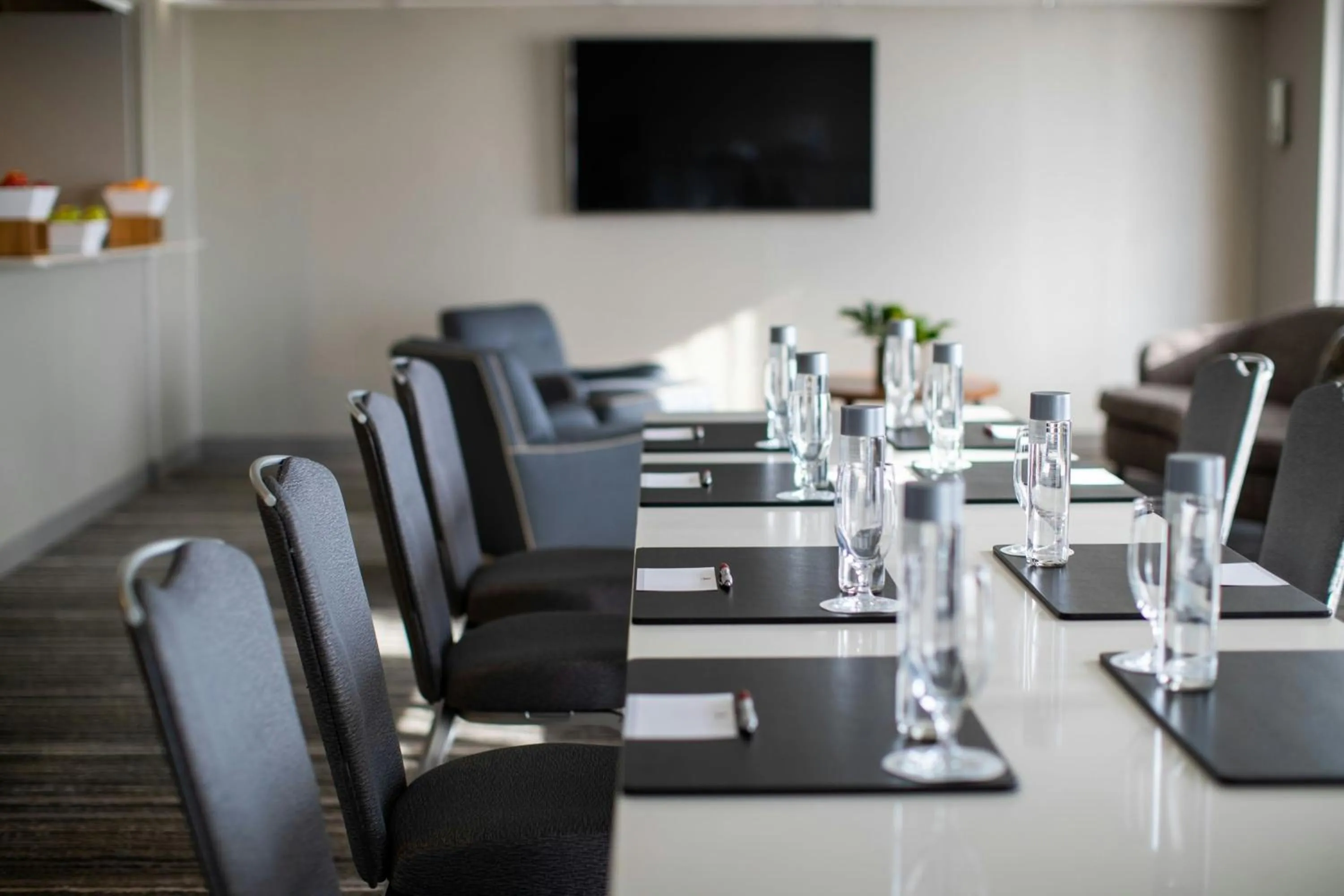Photo of the whole room in Kansas City Marriott Downtown