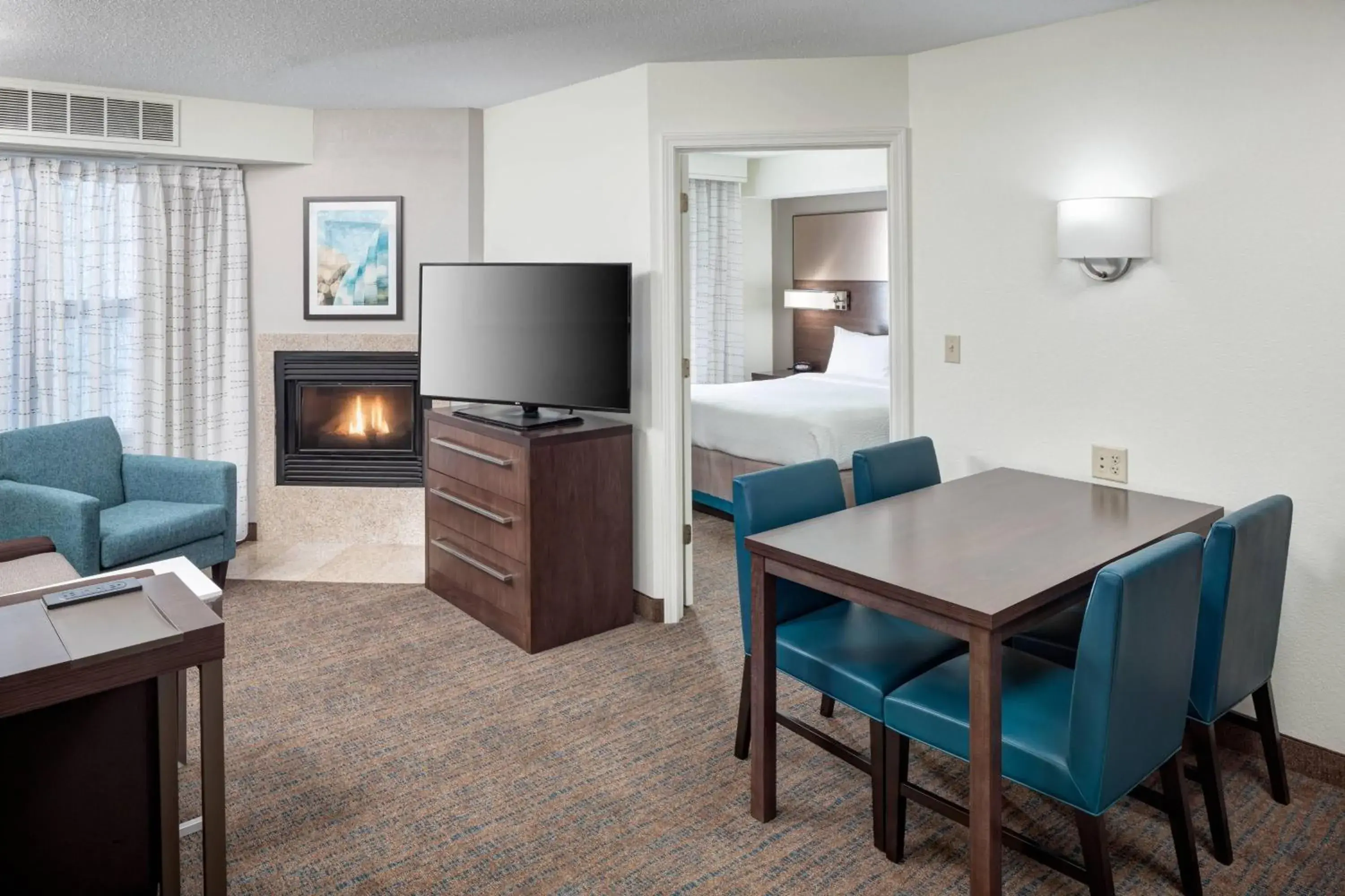 Two-Bedroom Suite in Residence Inn Kansas City Country Club Plaza Two-Bedroom Suite in Residence Inn Kansas City Country Club Plaza