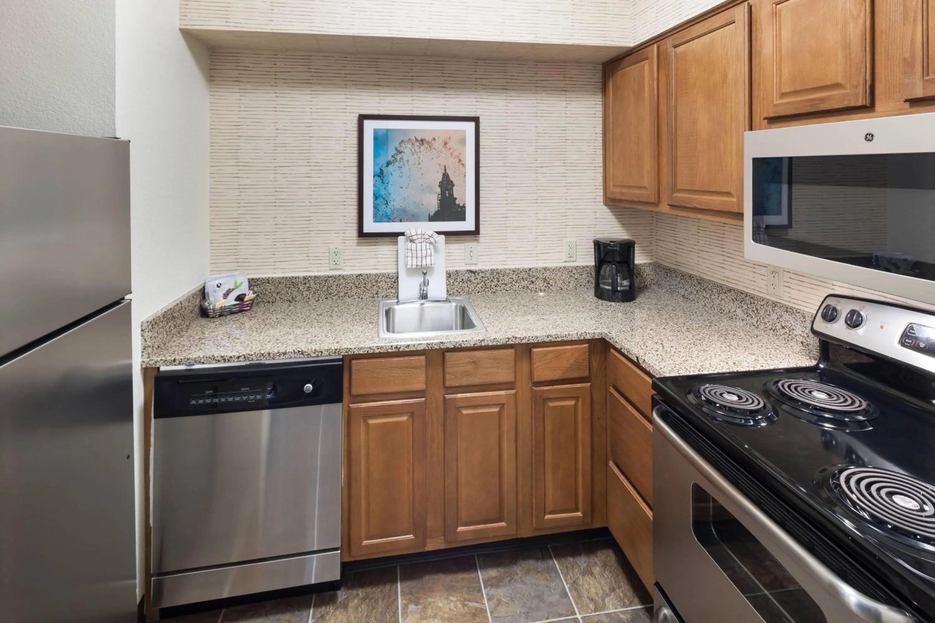 Bedroom in Residence Inn Kansas City Country Club Plaza