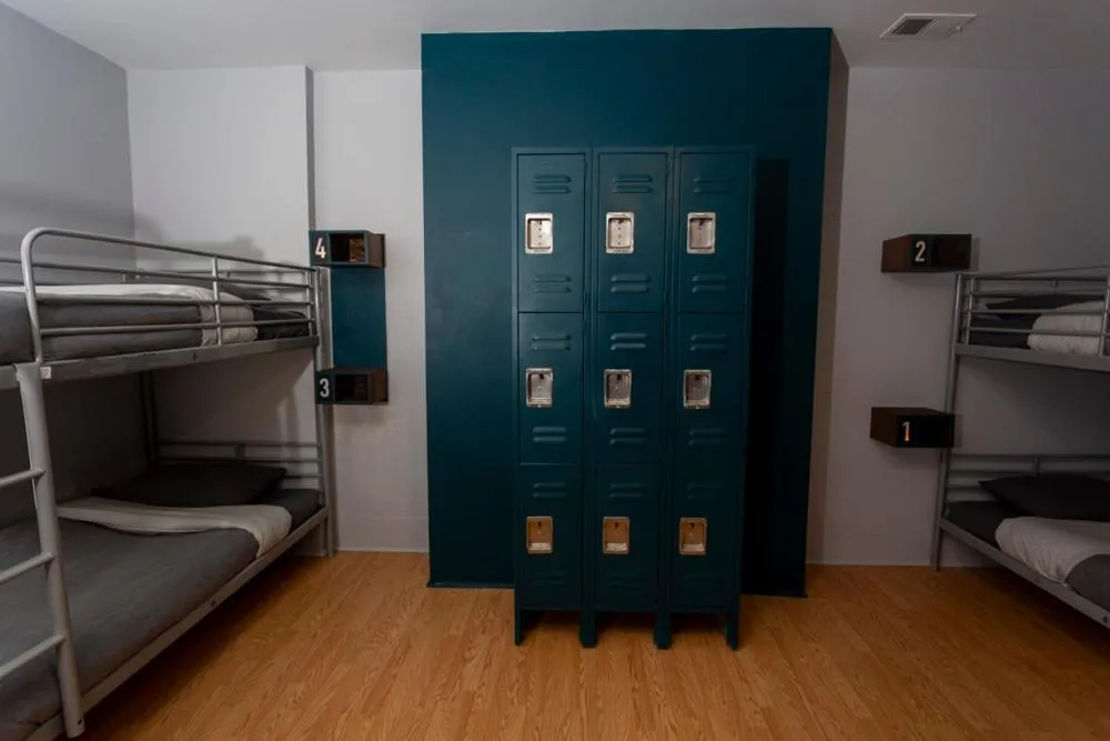 Bed in Chicago Parthenon Hostel