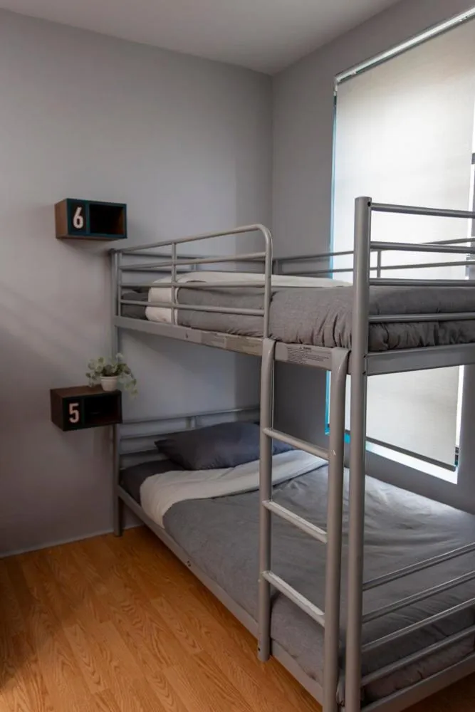 Bed in Chicago Parthenon Hostel