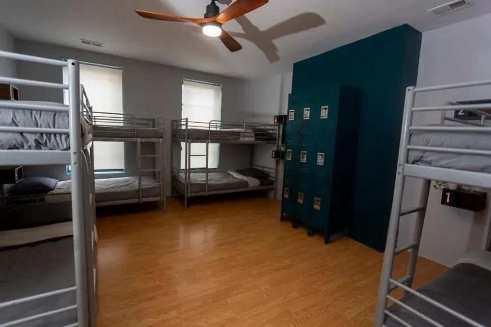 Bed in 8-Bed Female Dormitory Room in Chicago Parthenon Hostel Bed in 8-Bed Female Dormitory Room in Chicago Parthenon Hostel