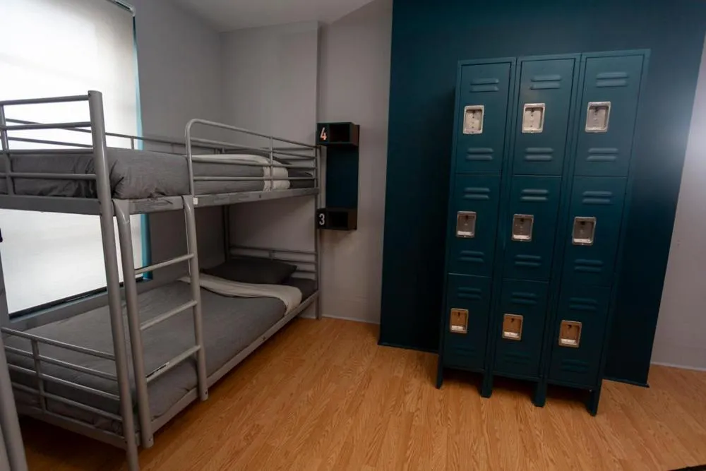 Bed in Chicago Parthenon Hostel