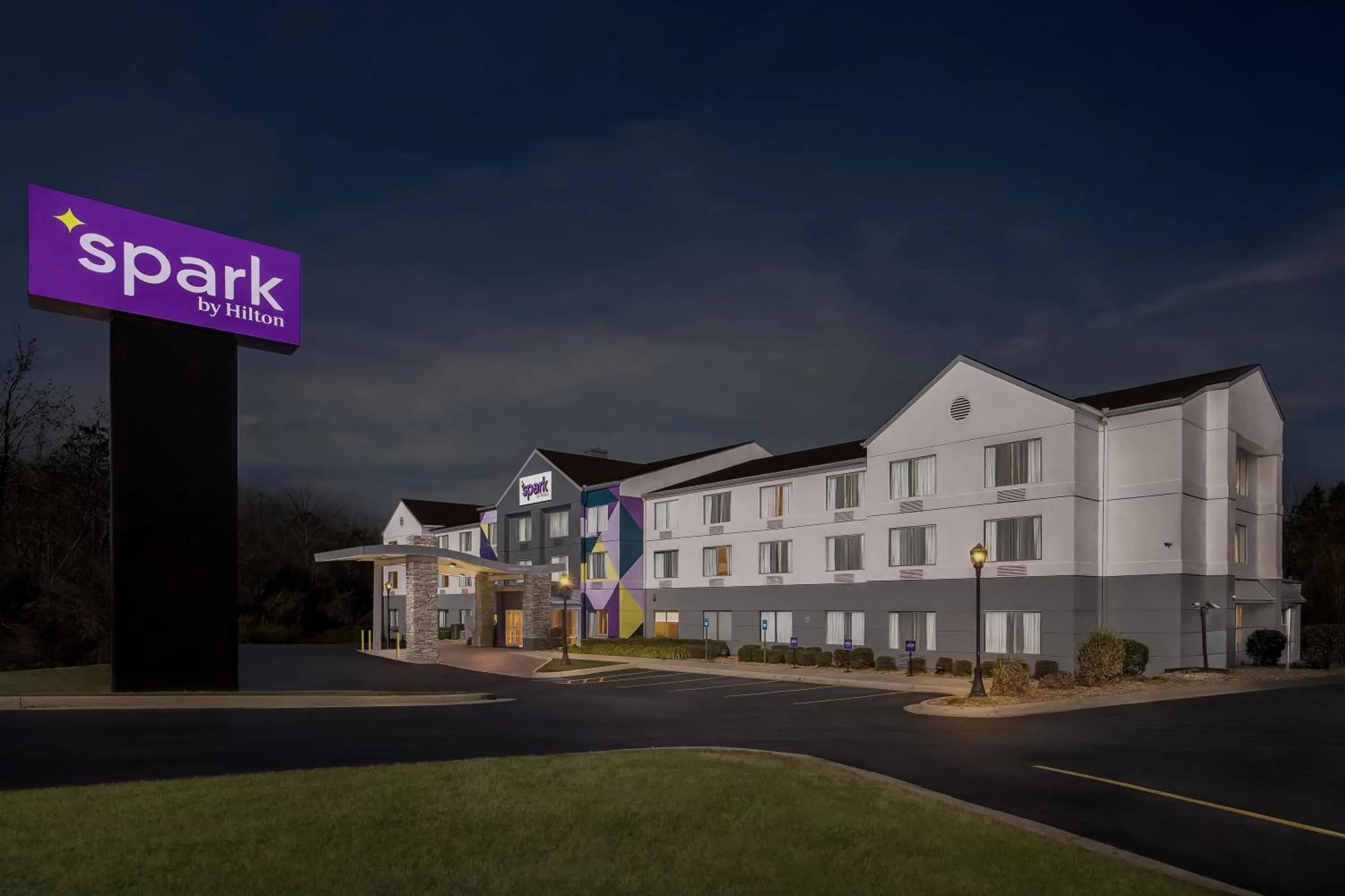 Property building in Spark by Hilton Macon North
