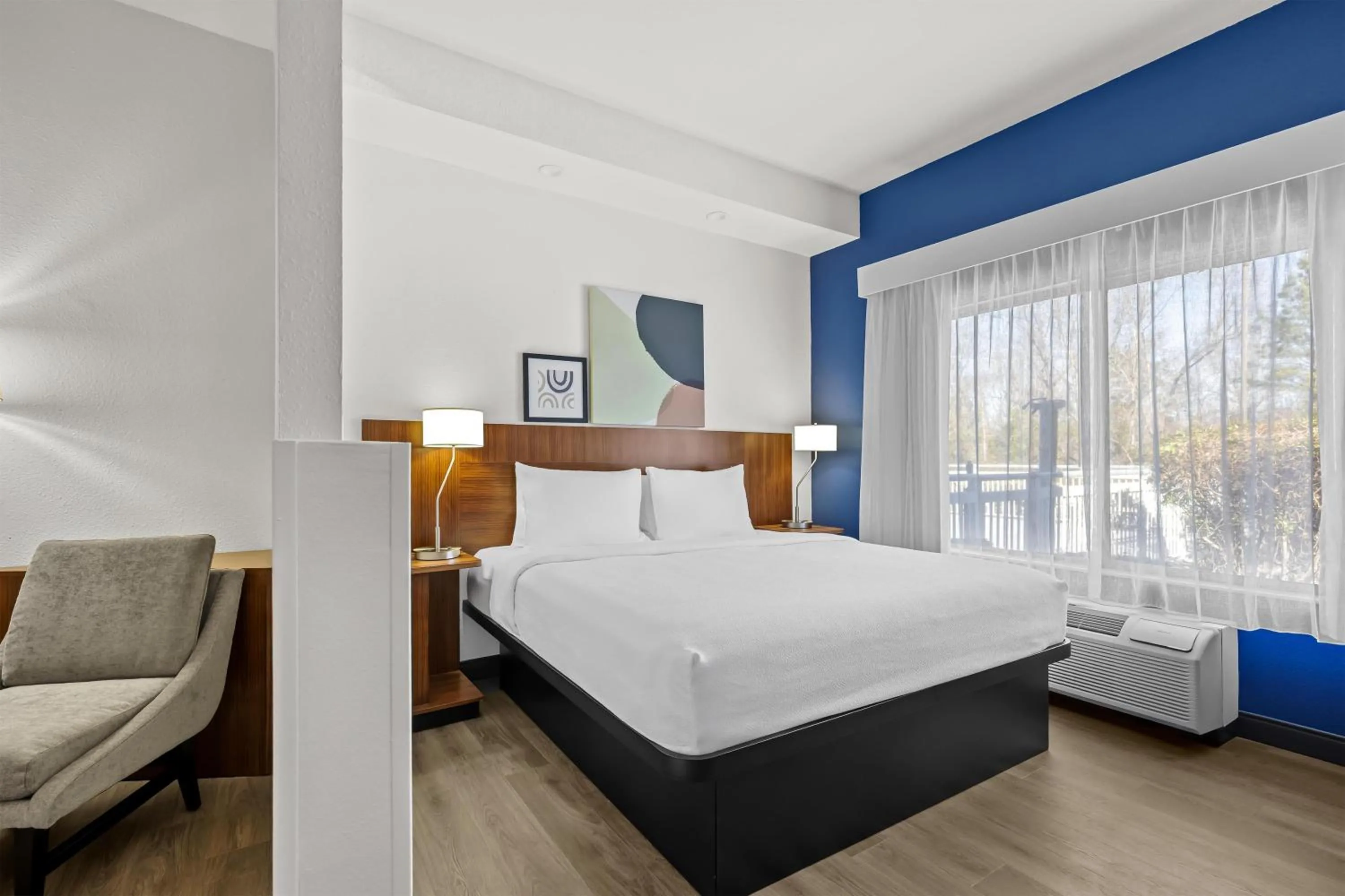 Bed in Spark by Hilton Macon North