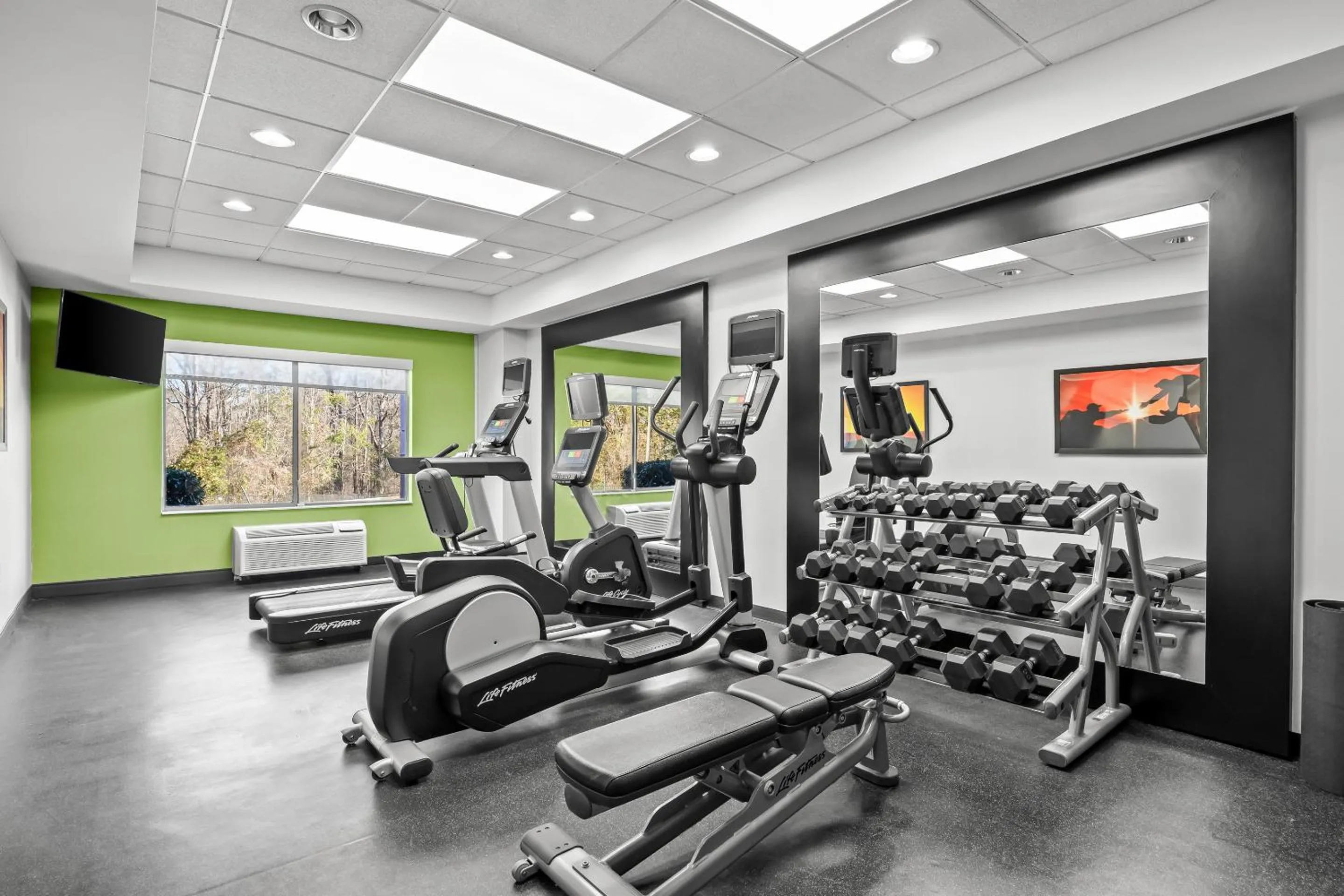 Fitness centre/facilities in Spark by Hilton Macon North