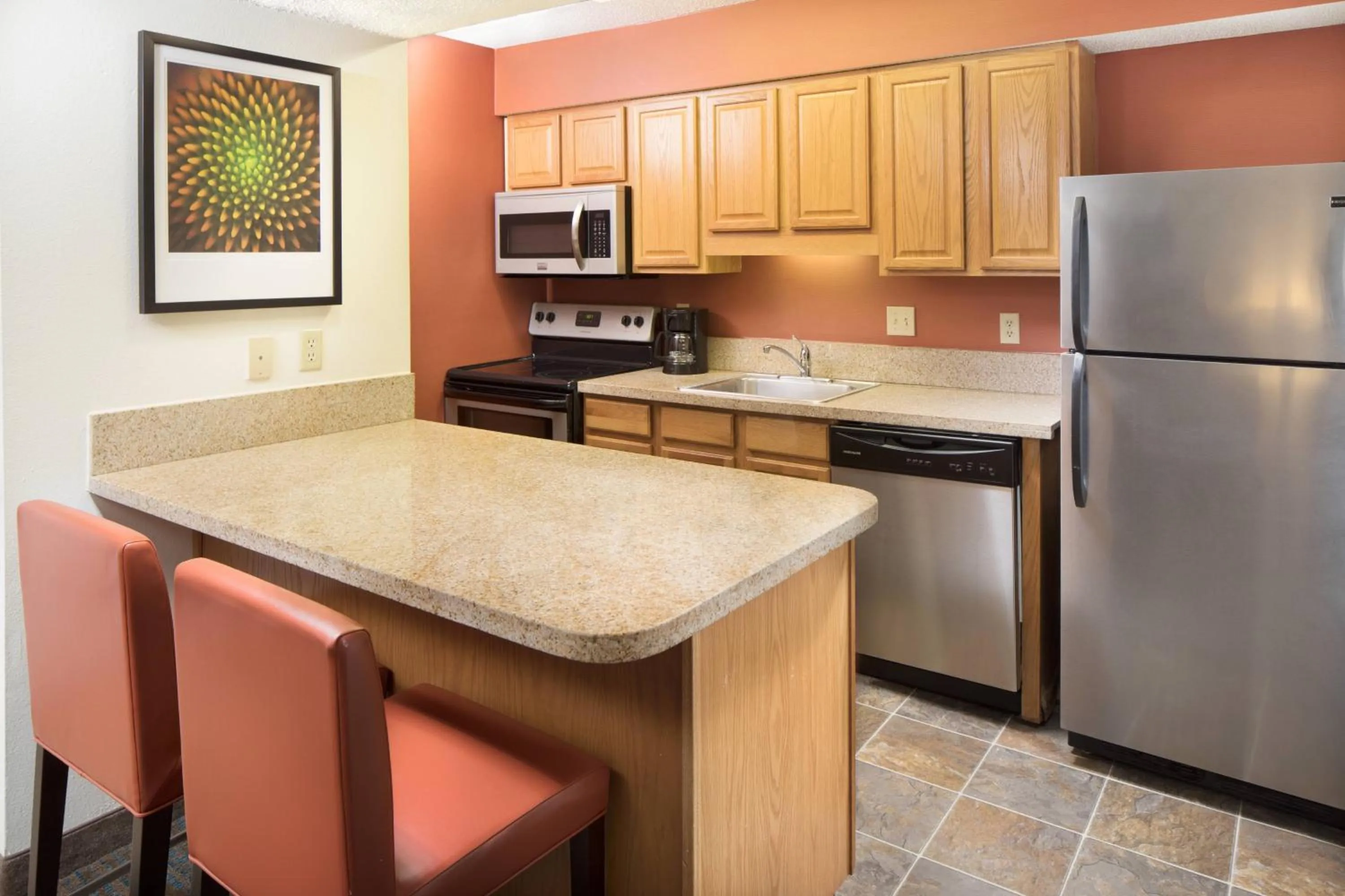 Kitchen or kitchenette in Residence Inn Orlando Altamonte Springs / Maitland