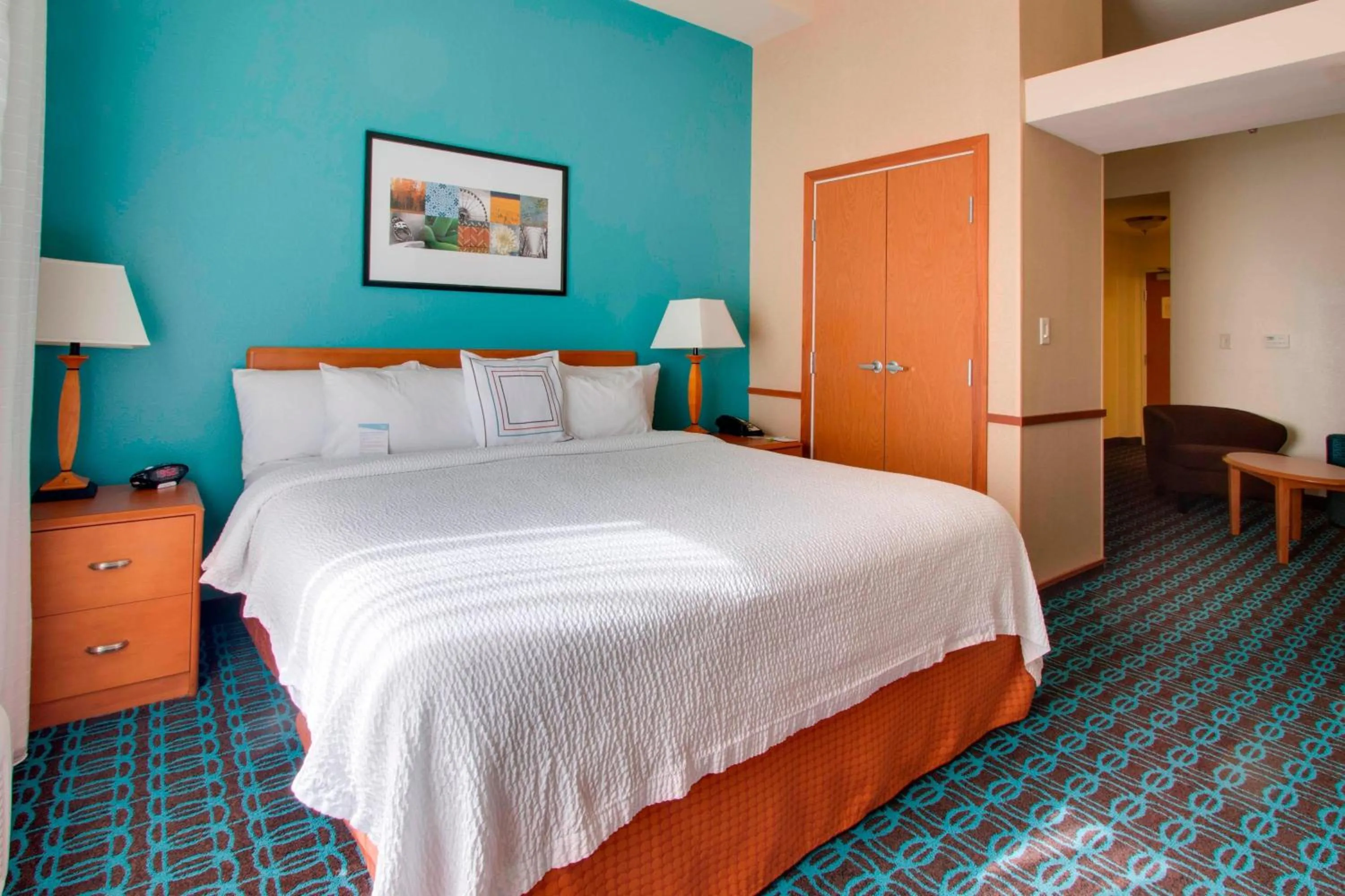 Bedroom, Bed in Fairfield Inn & Suites by Marriott Clermont