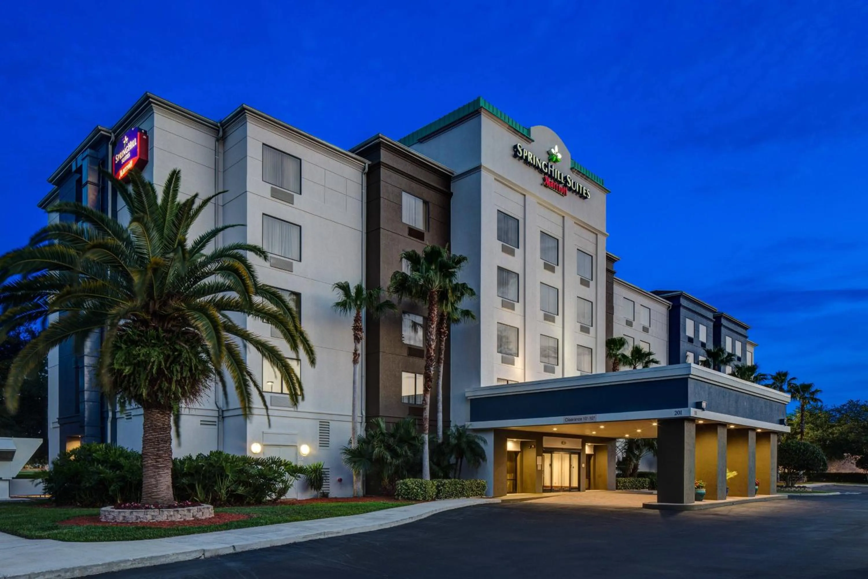 Property building in SpringHill Suites by Marriott Orlando North-Sanford
