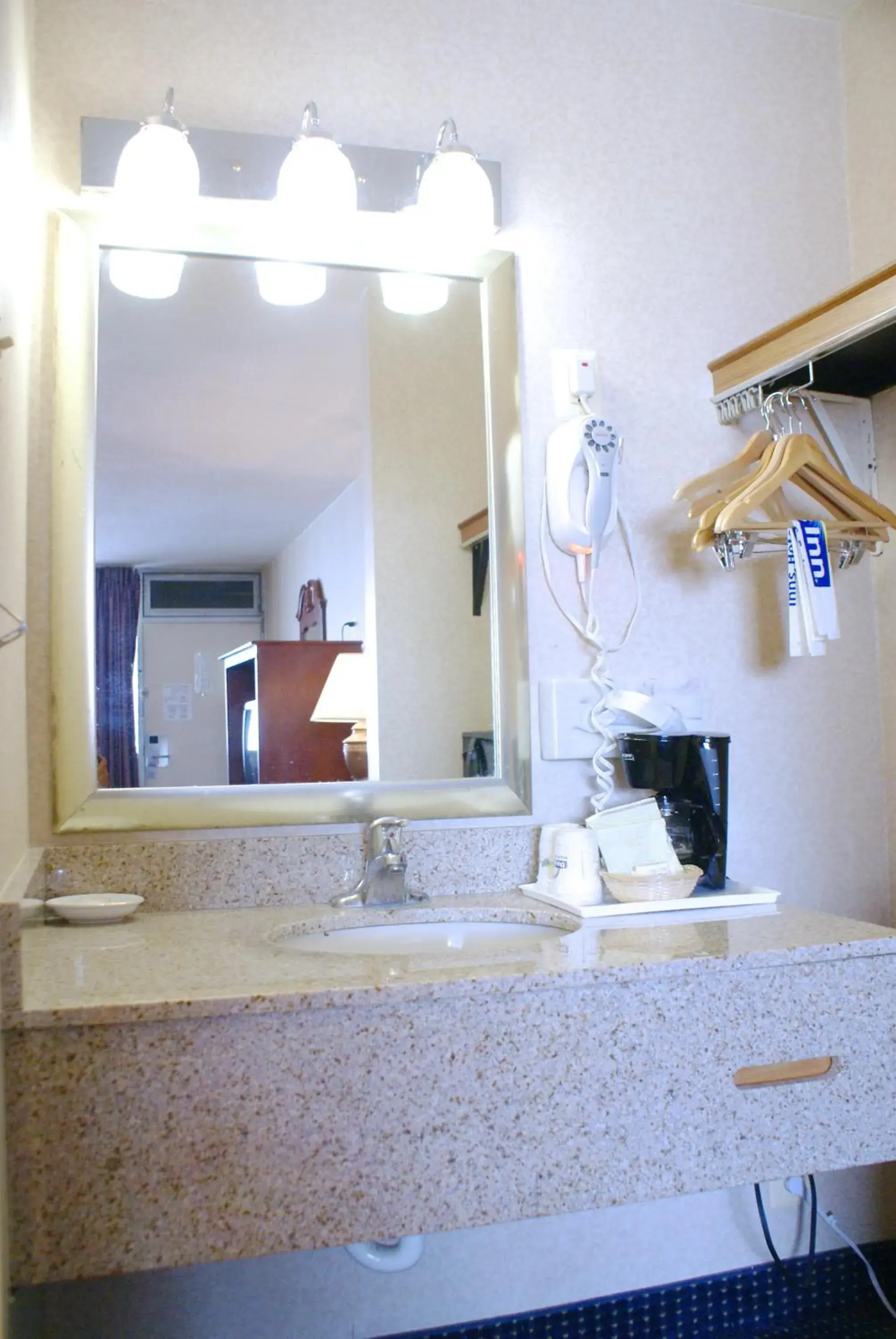 Bathroom, Lobby/Reception in Days Inn by Wyndham Arlington Pentagon