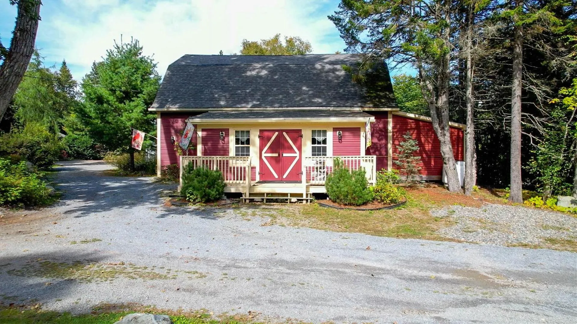 Property building in Dominion Hill Country Inn