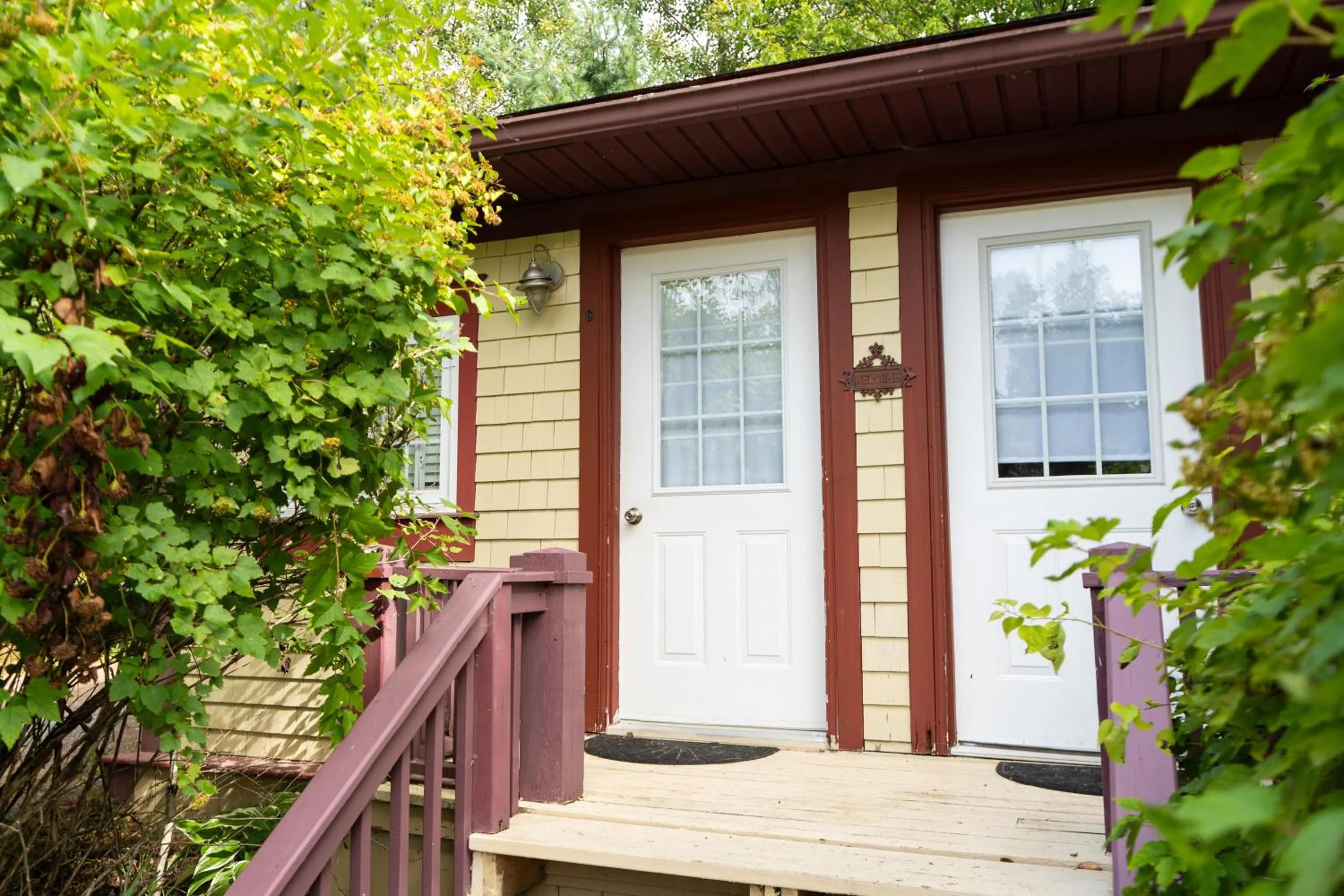 Property building in Dominion Hill Country Inn