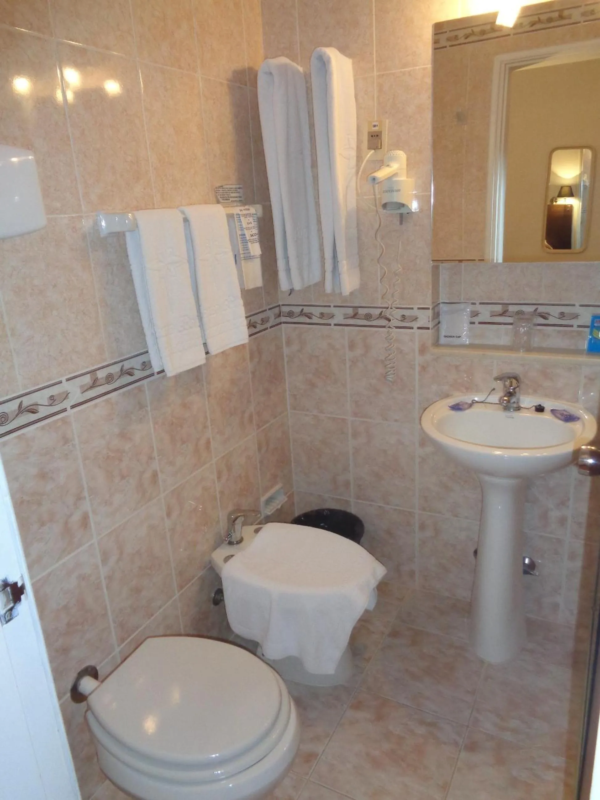 Bathroom in Bonne Etoile