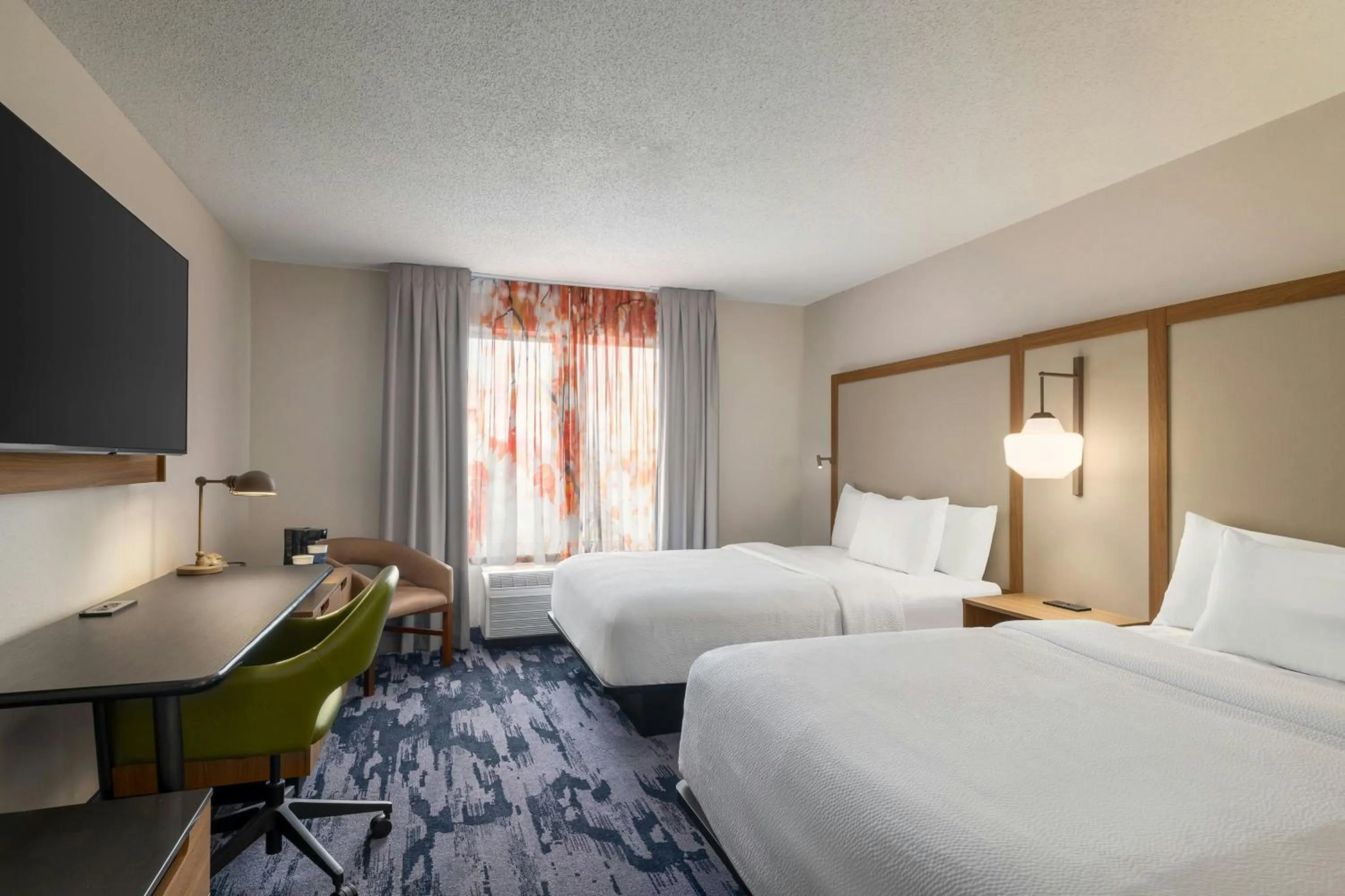 Photo of the whole room, Bed in Fairfield Inn & Suites Memphis Olive Branch