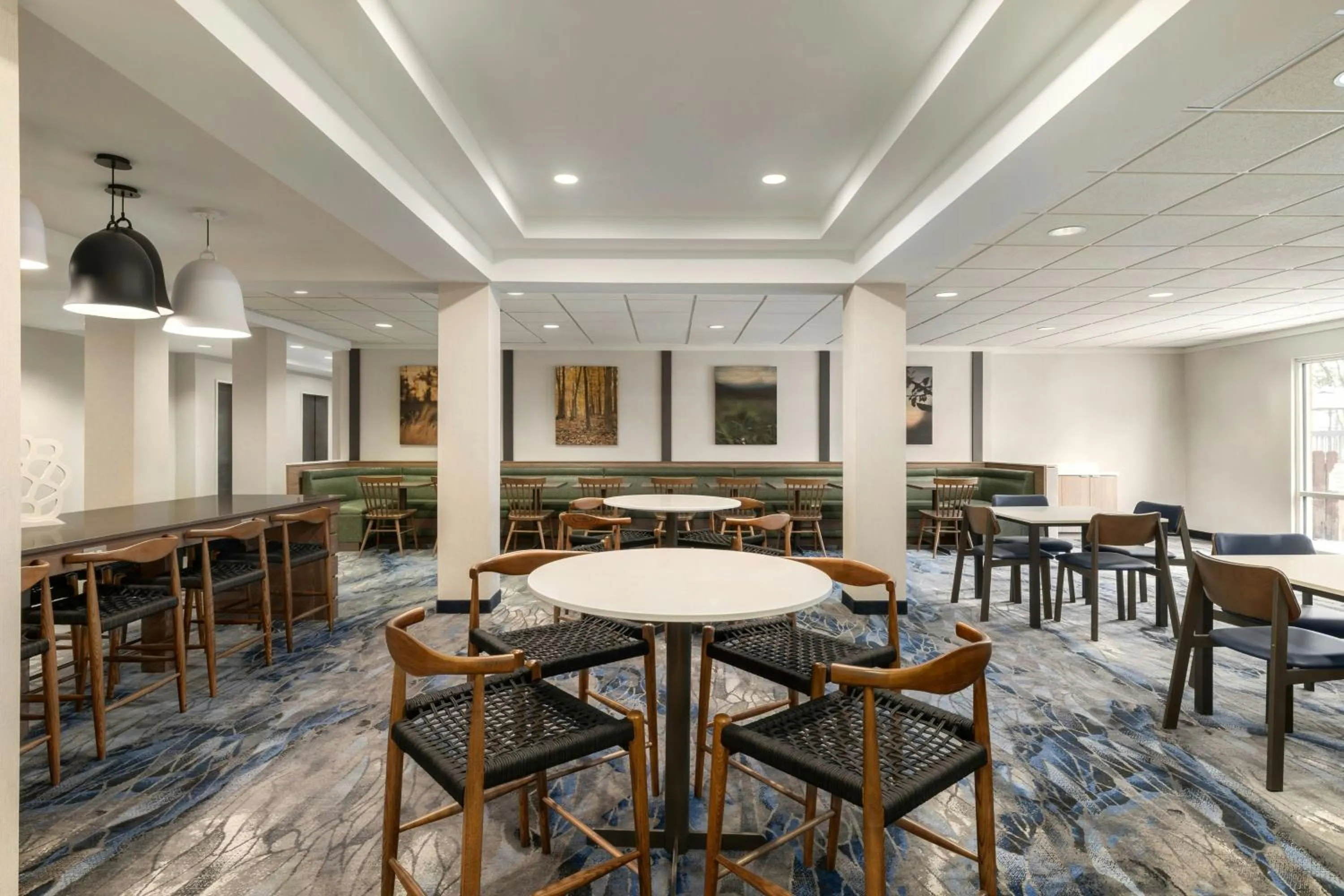 Restaurant/places to eat in Fairfield Inn & Suites Memphis Olive Branch