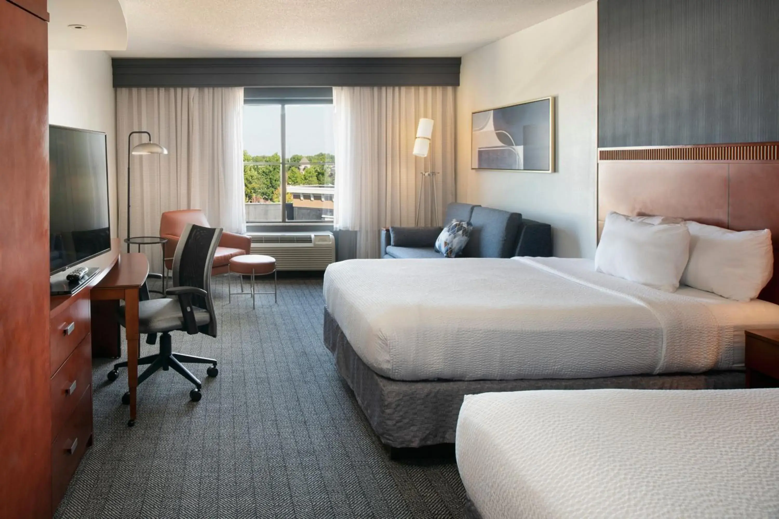 Large Queen Room in Courtyard Memphis Collierville Large Queen Room in Courtyard Memphis Collierville