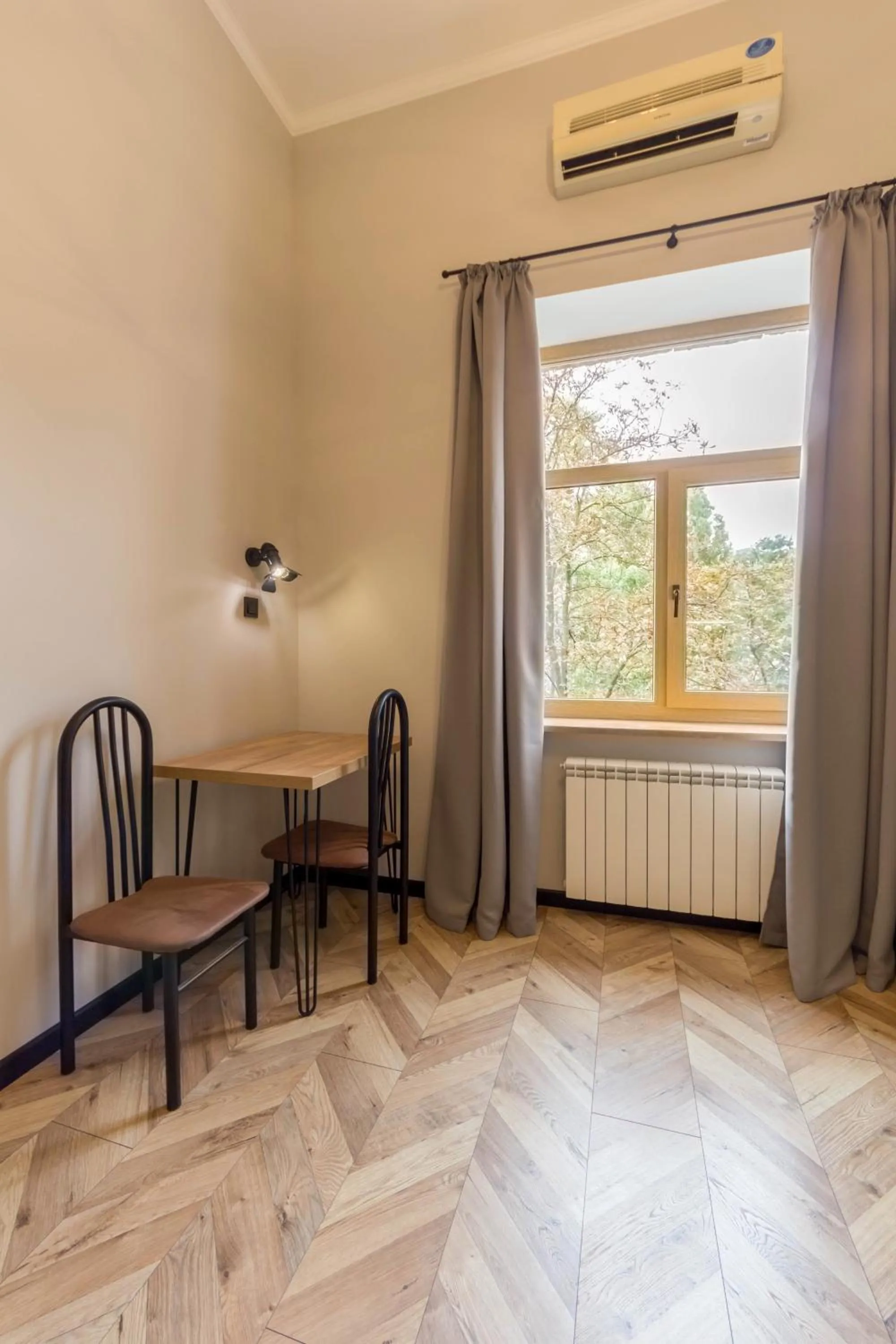 Dining area in Idea Design Apart-Hotel Prorizna