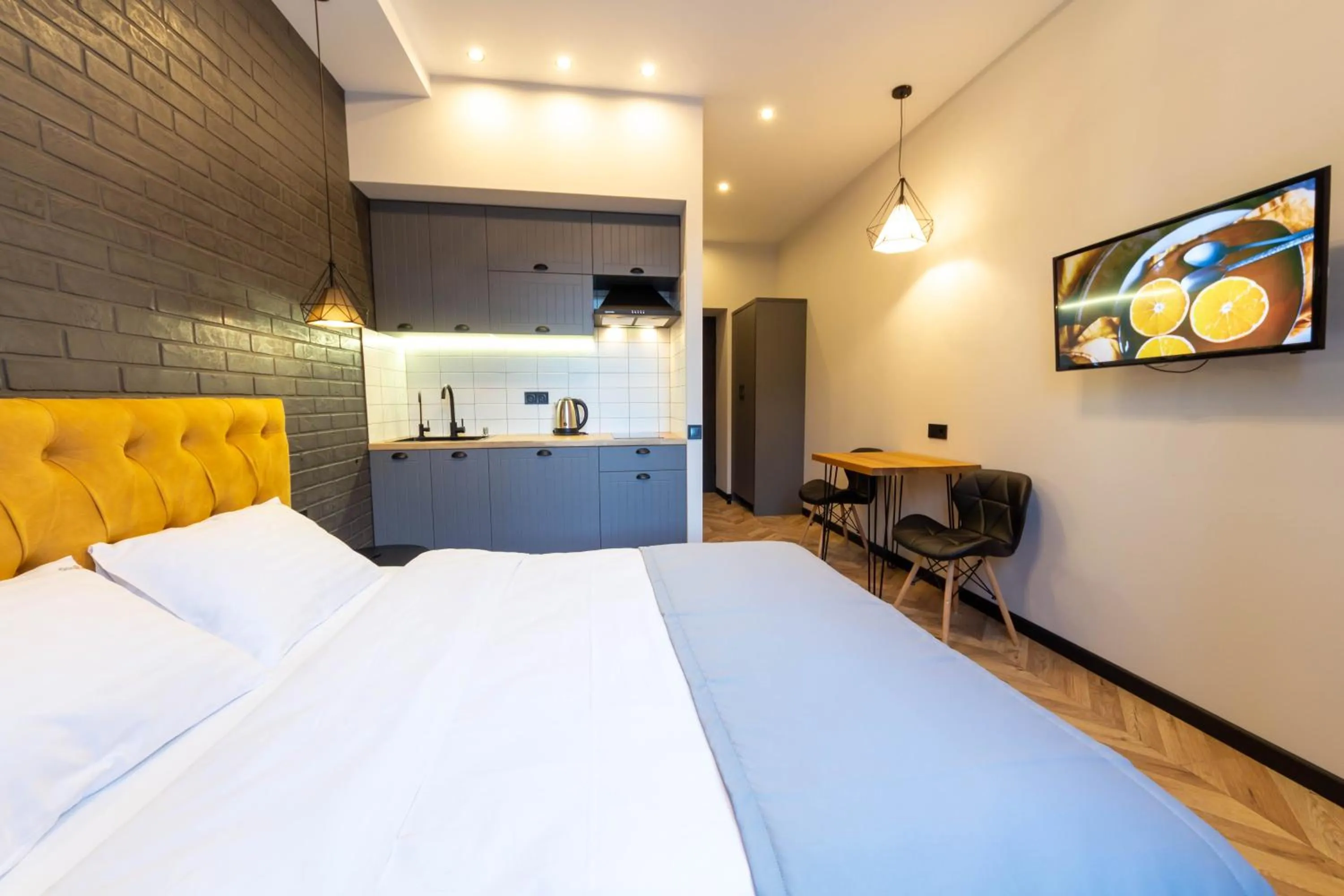 Bedroom, Bed in Idea Design Apart-Hotel Prorizna