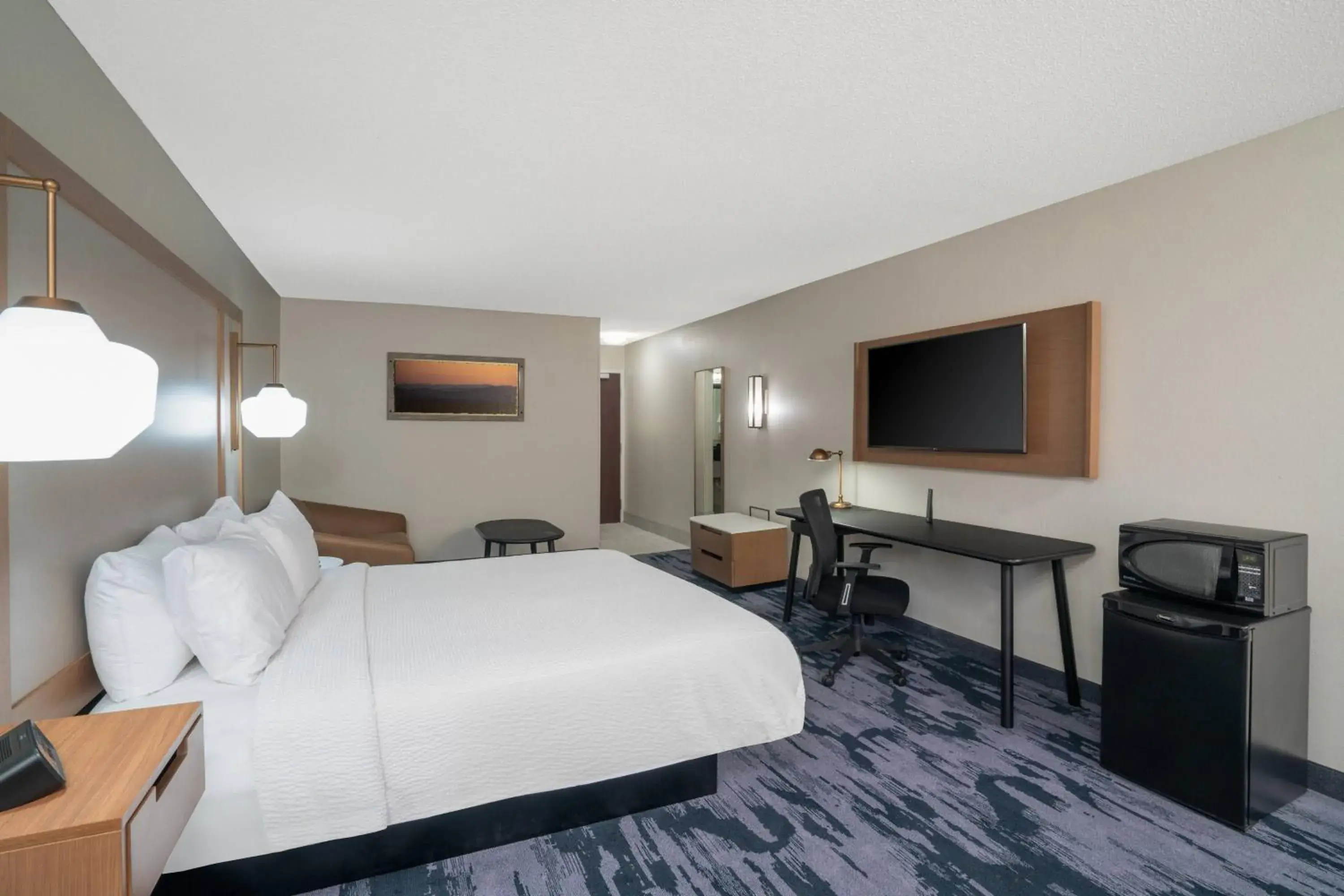 Photo of the whole room, Bed in Fairfield Inn & Suites Memphis I-240 & Perkins Photo of the whole room, Bed in Fairfield Inn & Suites Memphis I-240 & Perkins