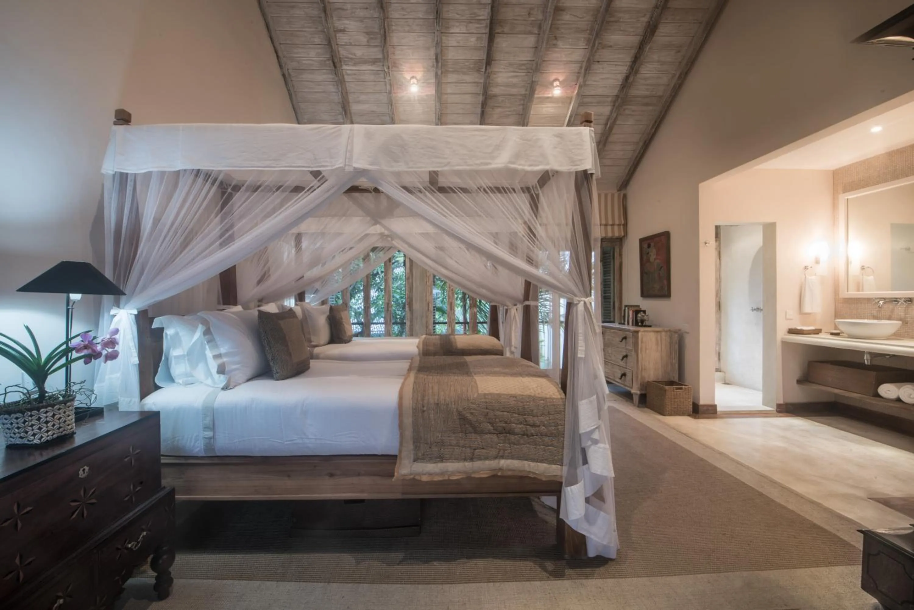 Bedroom, Bed in 20 Middle Street