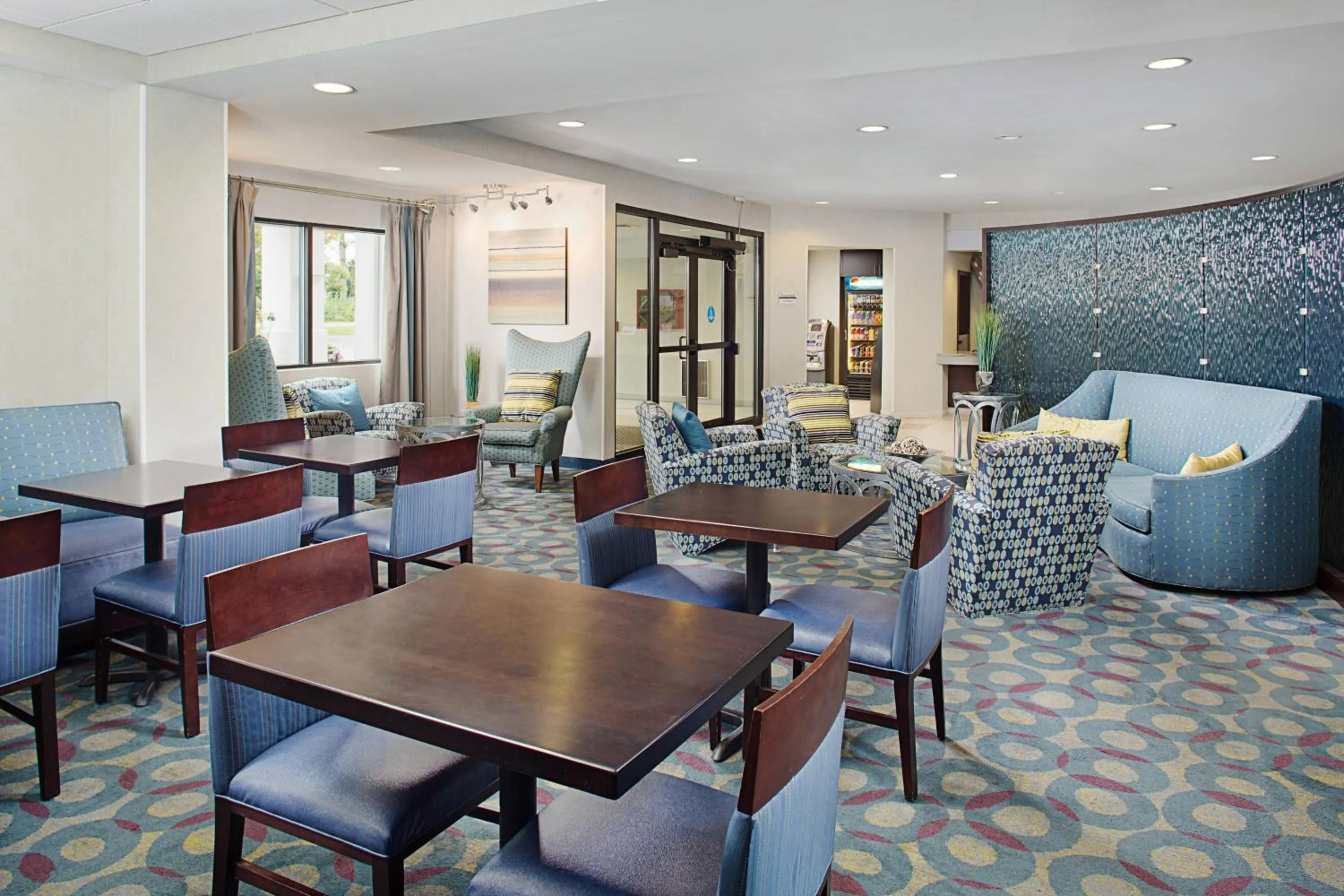 Lobby or reception in SpringHill Suites Manchester-Boston Regional Airport