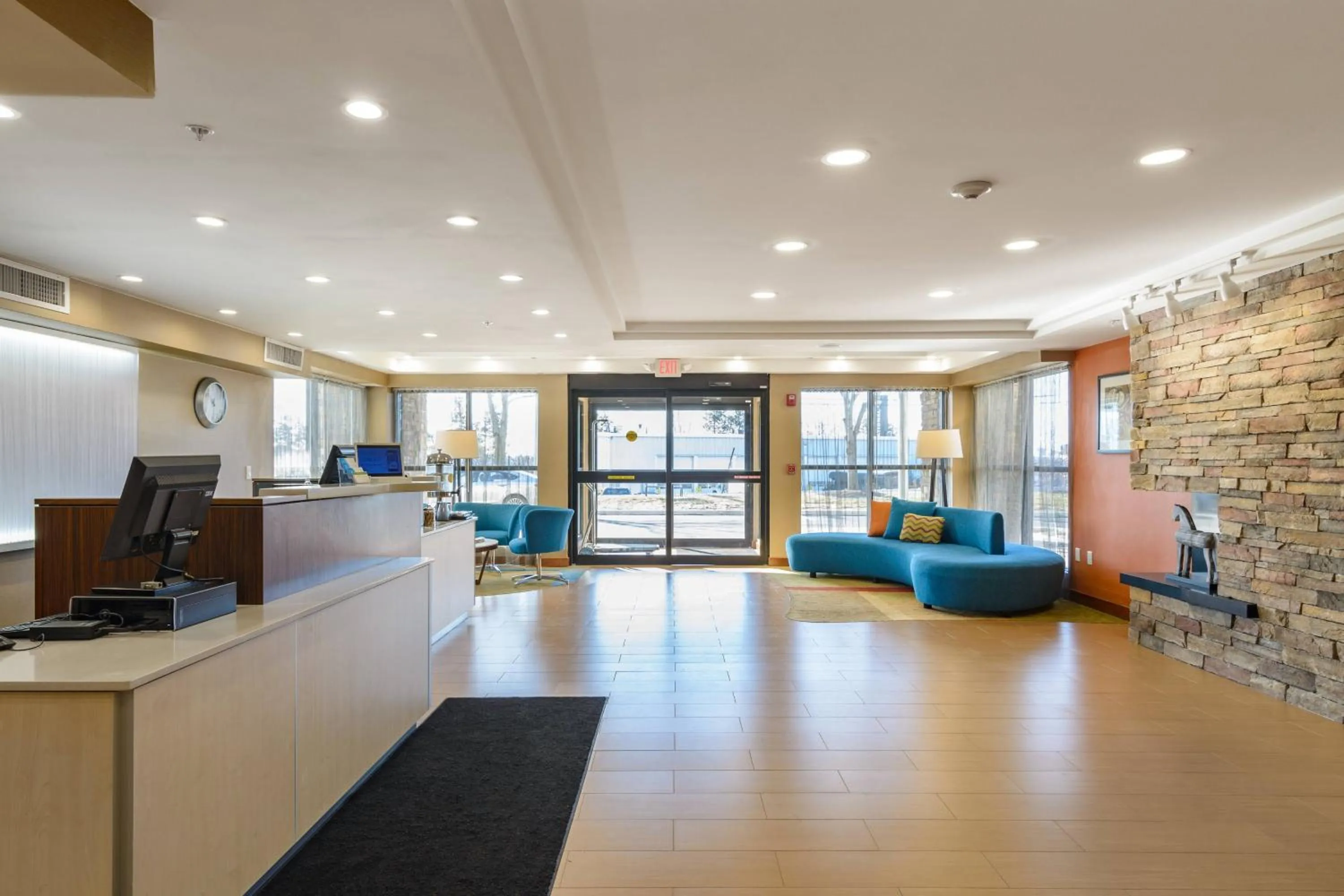 Lobby or reception in Fairfield Inn Manchester - Boston Regional Airport