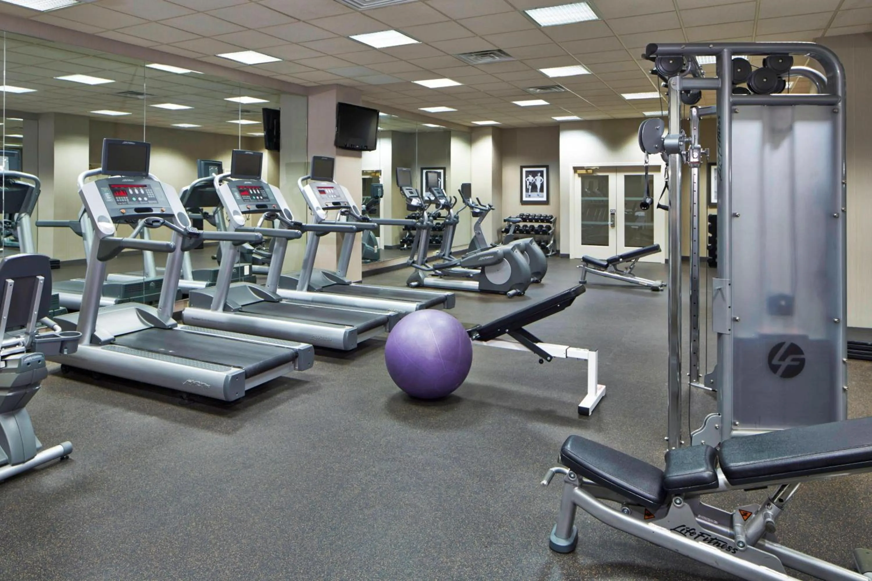 Fitness centre/facilities in Residence Inn Milwaukee Downtown
