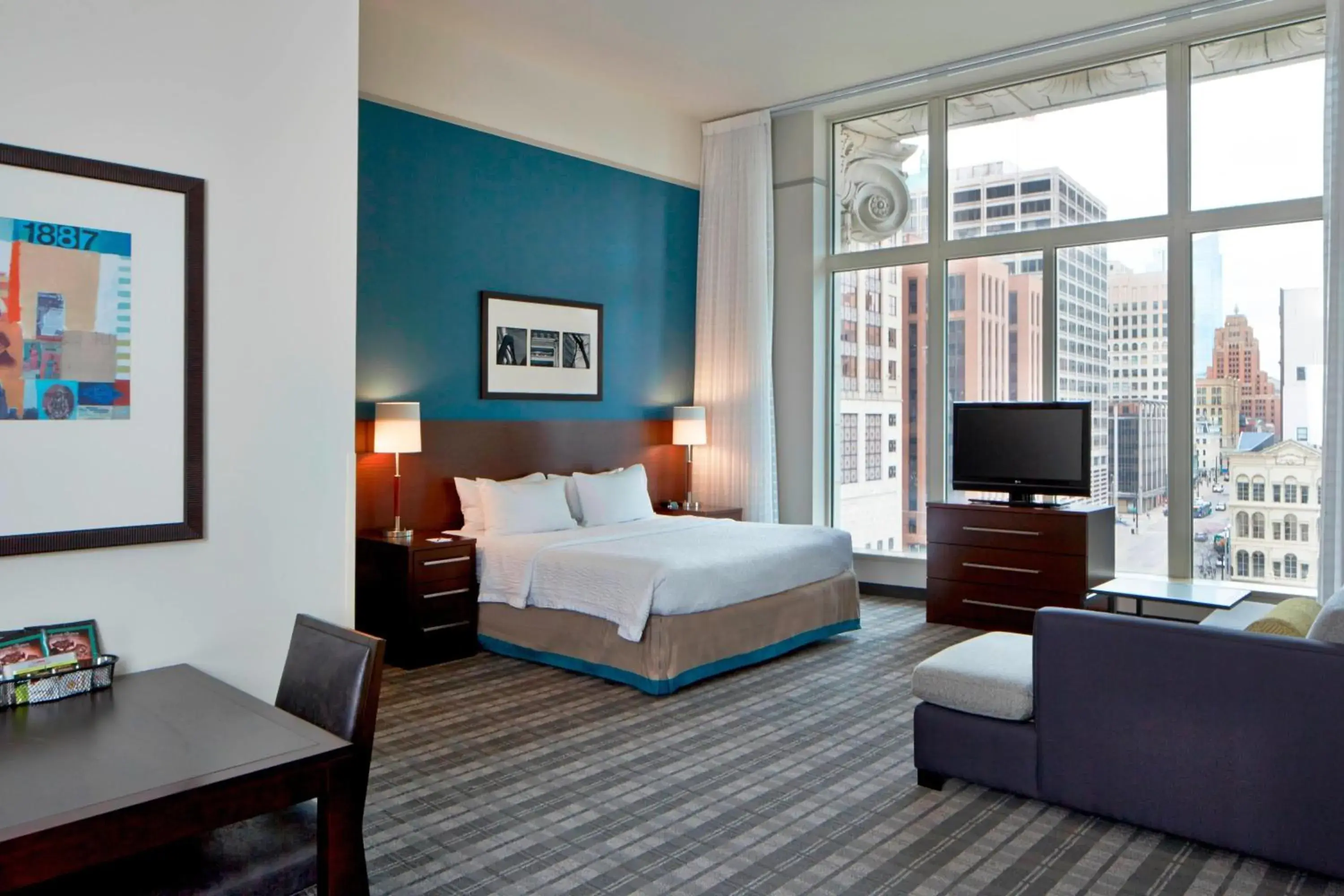 King Studio with Sofa Bed in Residence Inn Milwaukee Downtown King Studio with Sofa Bed in Residence Inn Milwaukee Downtown