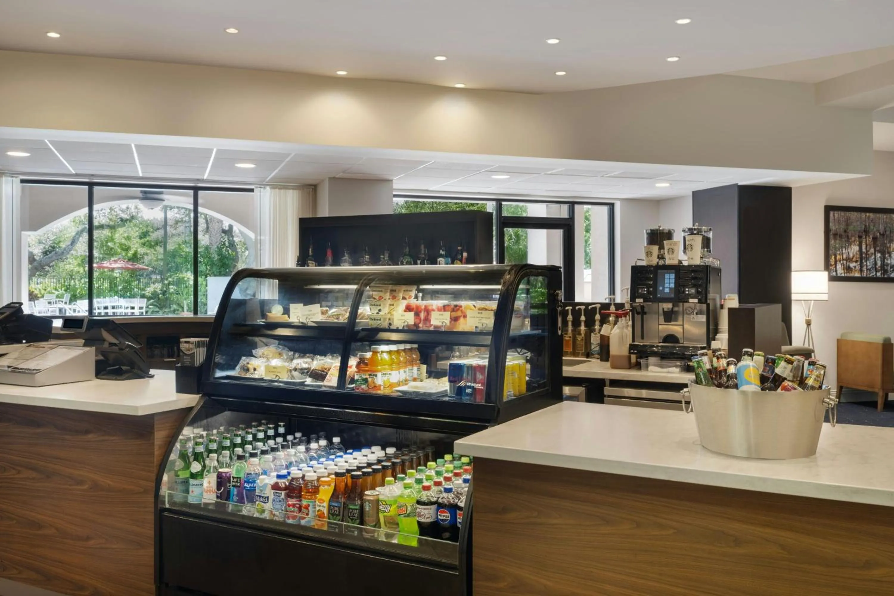 Restaurant/places to eat in Courtyard by Marriott Cocoa Beach Cape Canaveral