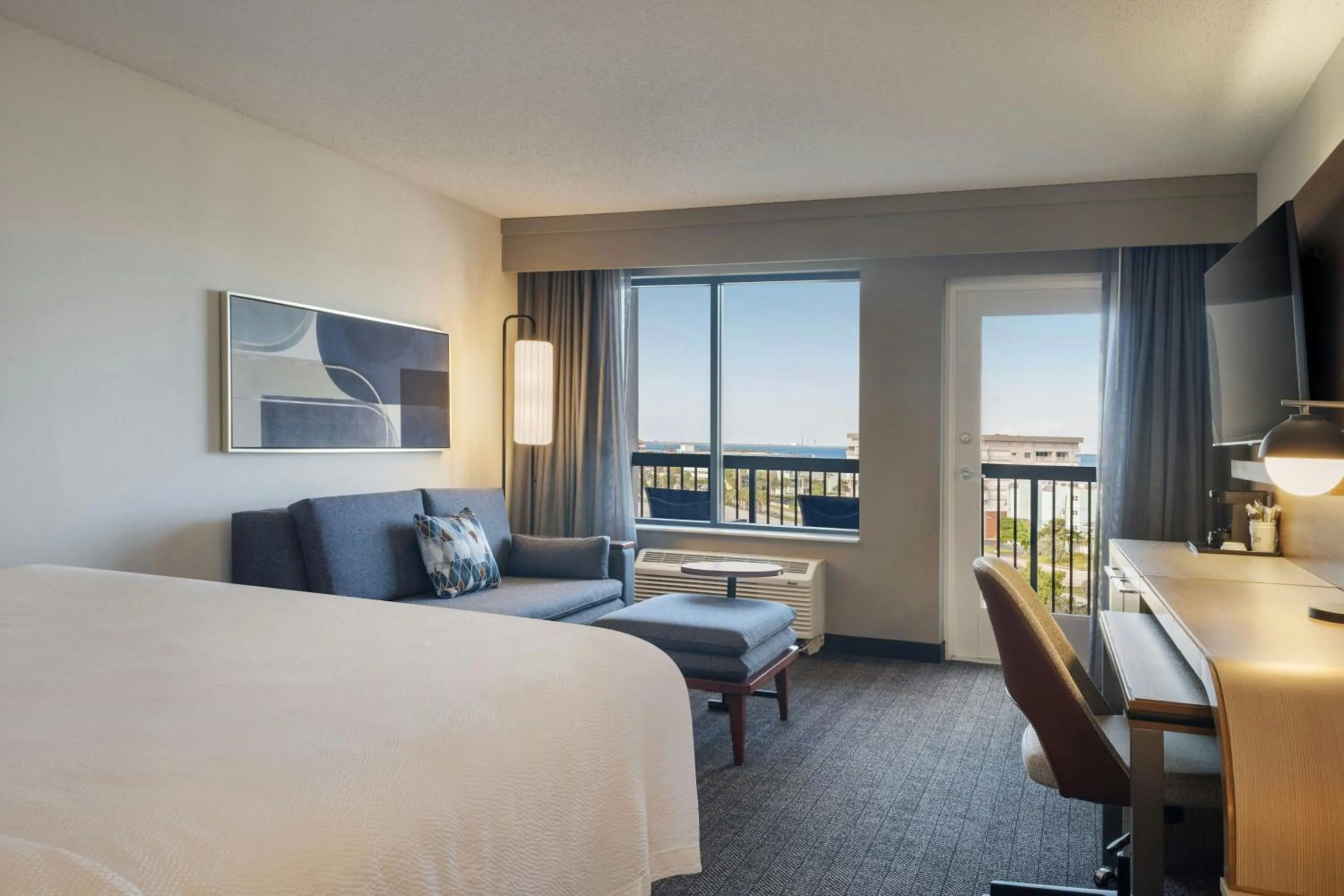 Photo of the whole room, Bed in Courtyard by Marriott Cocoa Beach Cape Canaveral