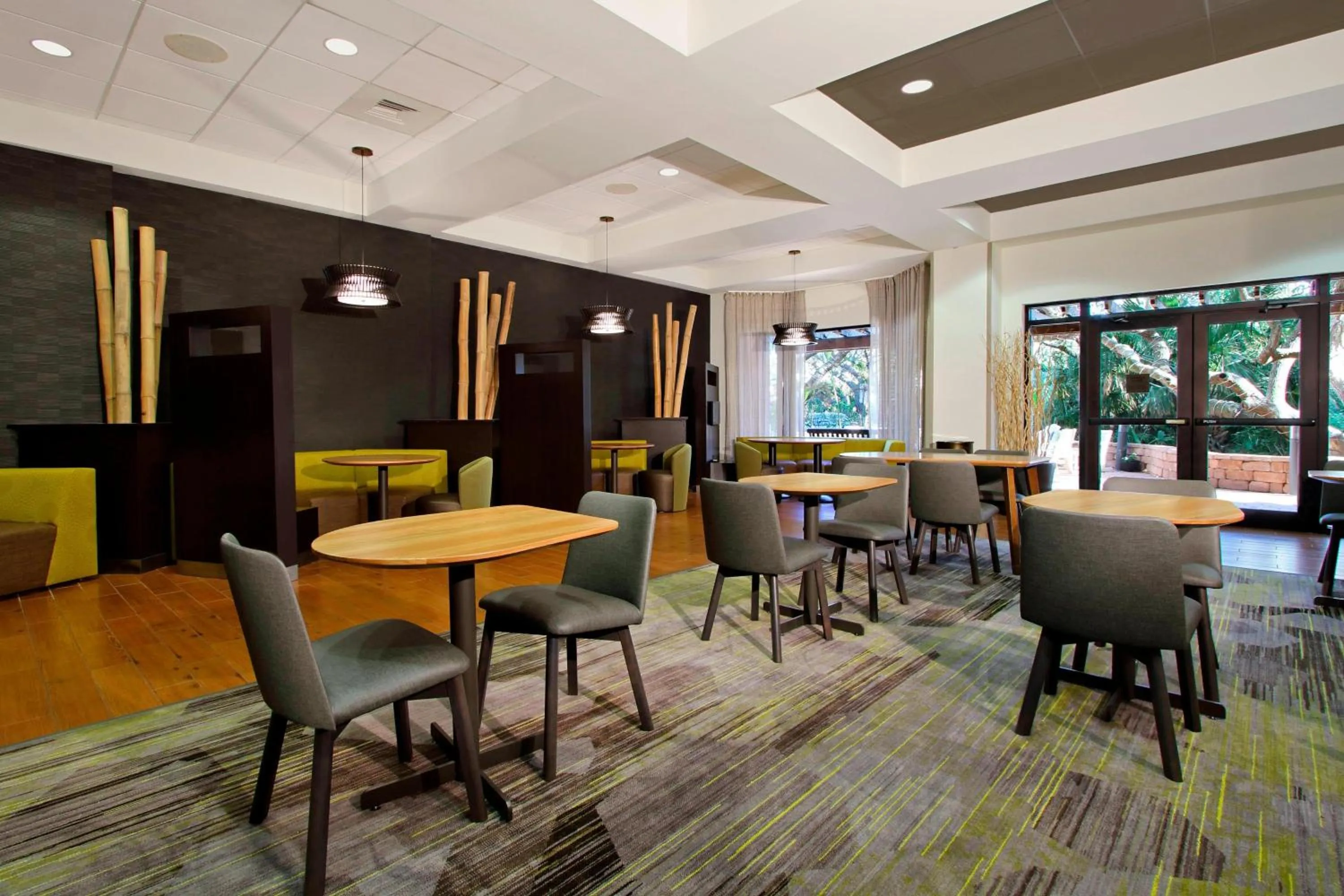 Restaurant/places to eat in Courtyard by Marriott Cocoa Beach Cape Canaveral