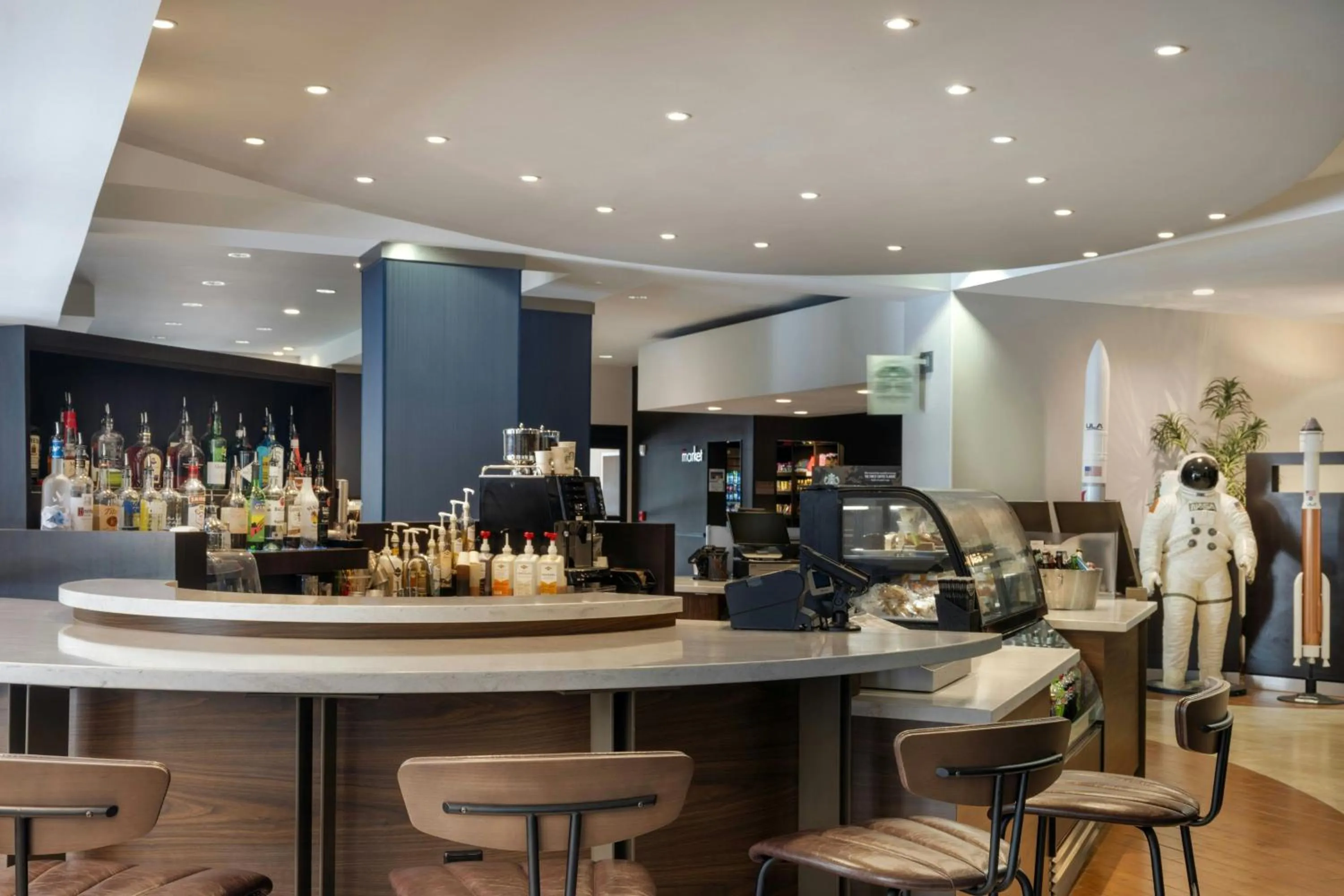 Lounge or bar in Courtyard by Marriott Cocoa Beach Cape Canaveral